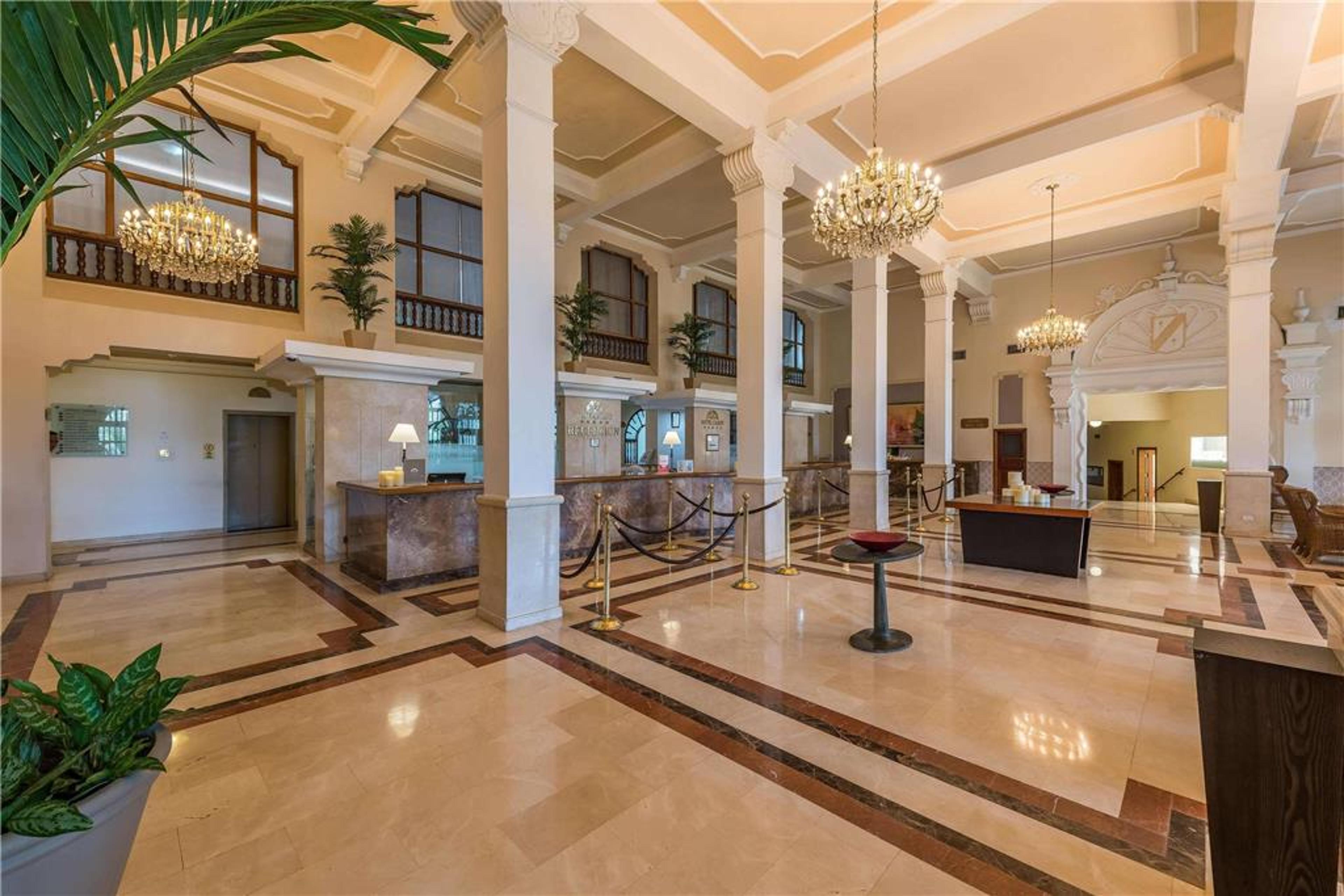 Hotel Photo 2