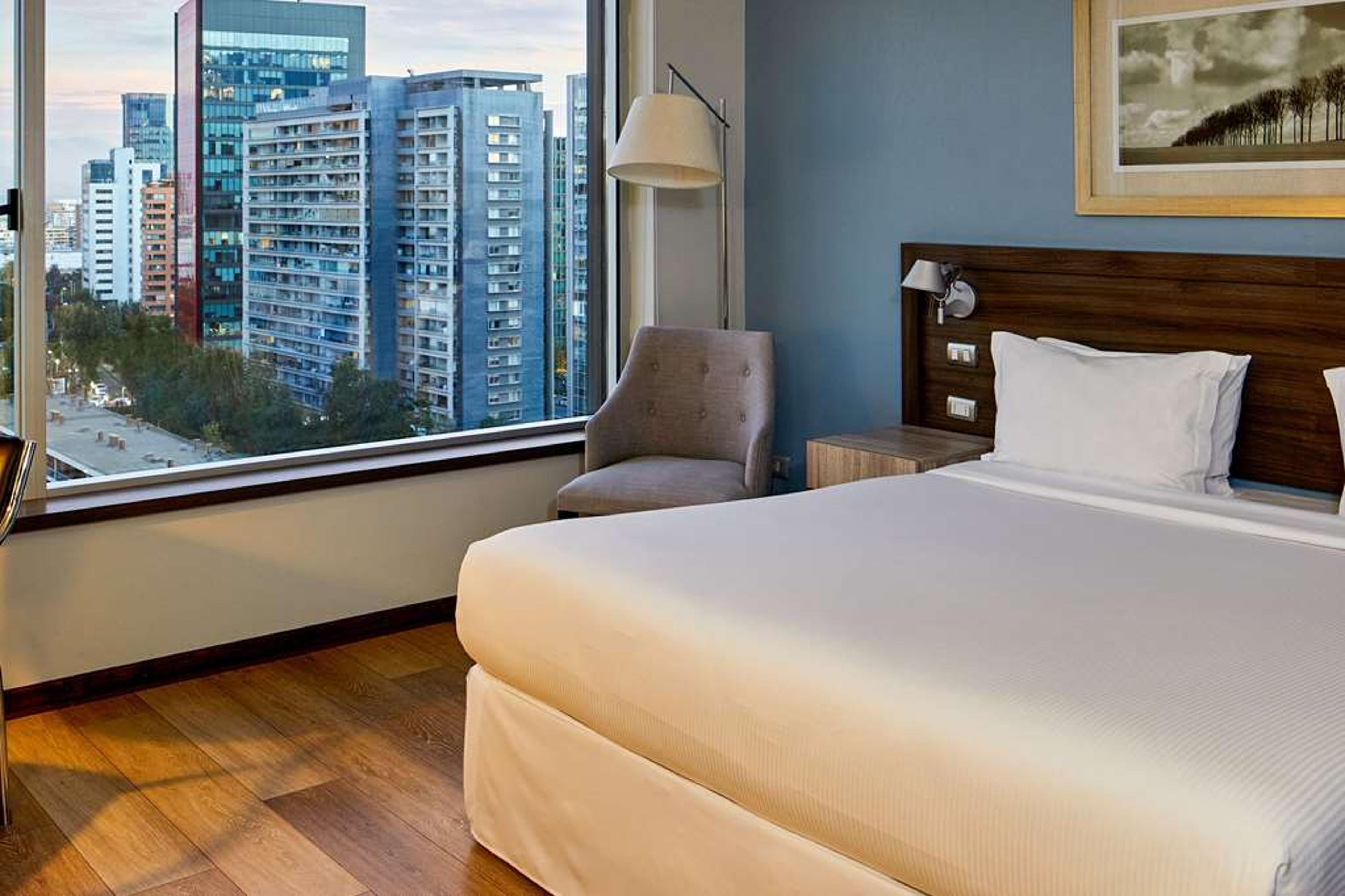 RADISSON BLU PLAZA EL BOSQUE SANTIA