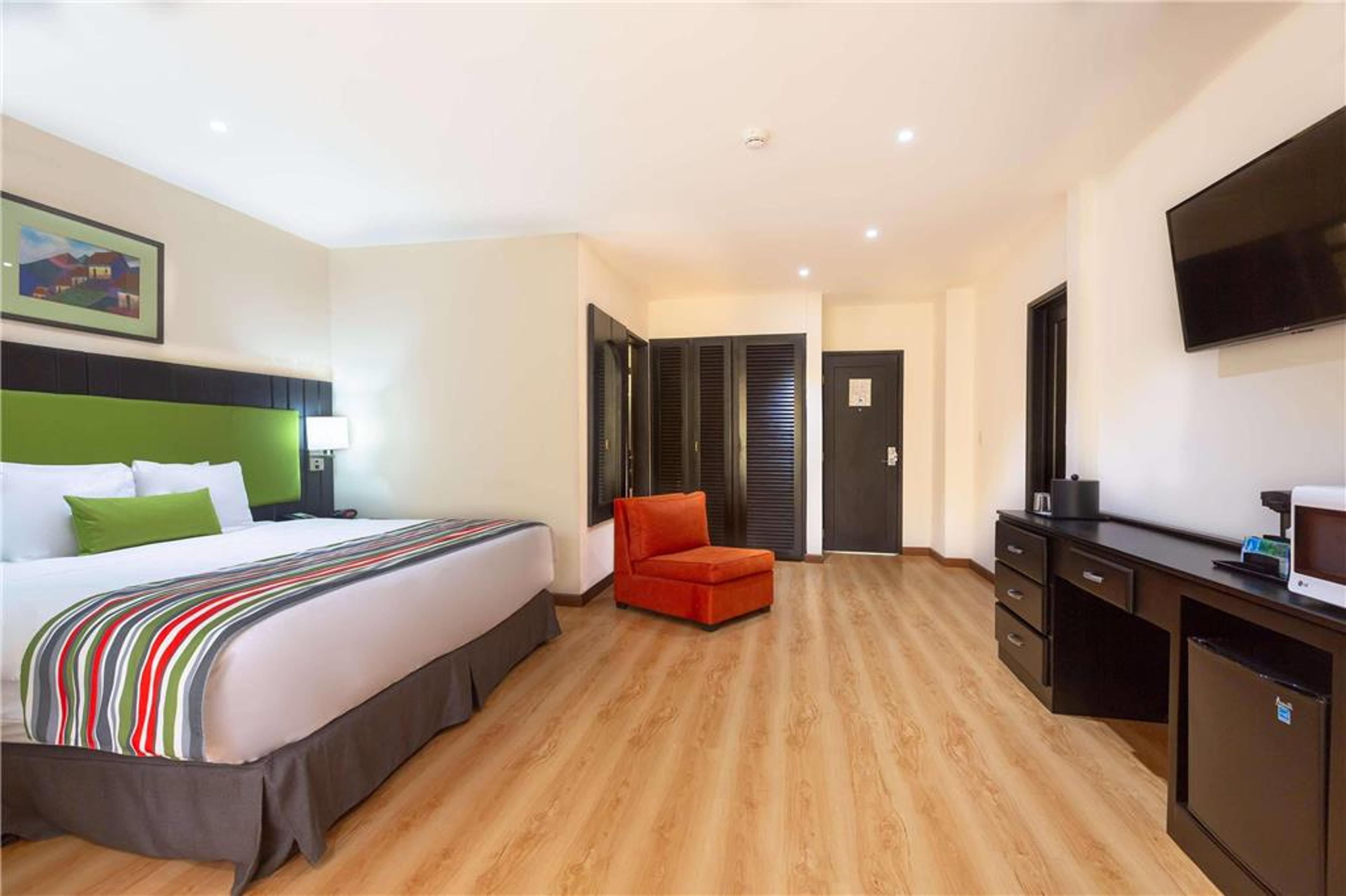 COUNTRY INN & SUITES BY RADISSON SA