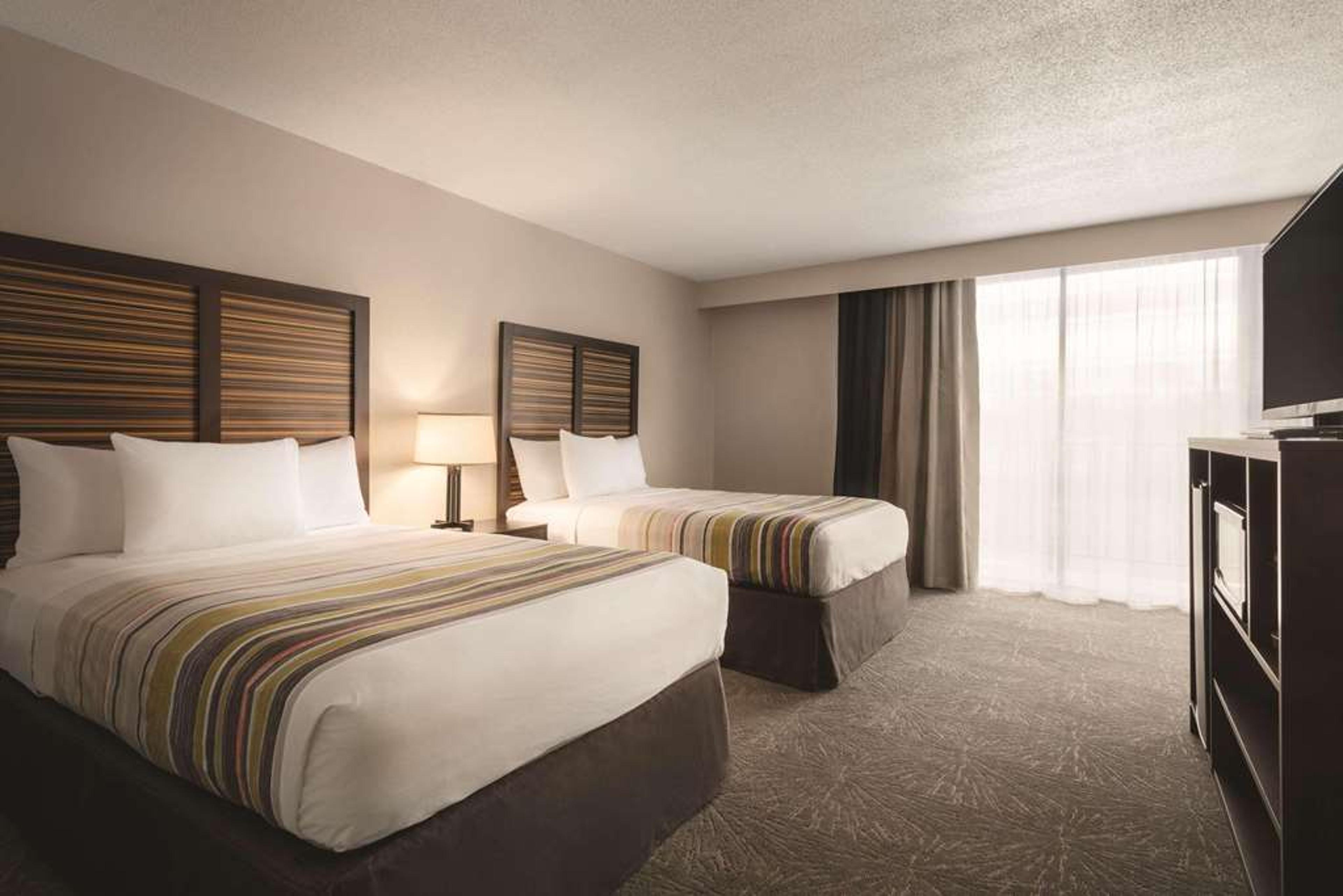 COUNTRY INN AND SUITES BY RADISSON