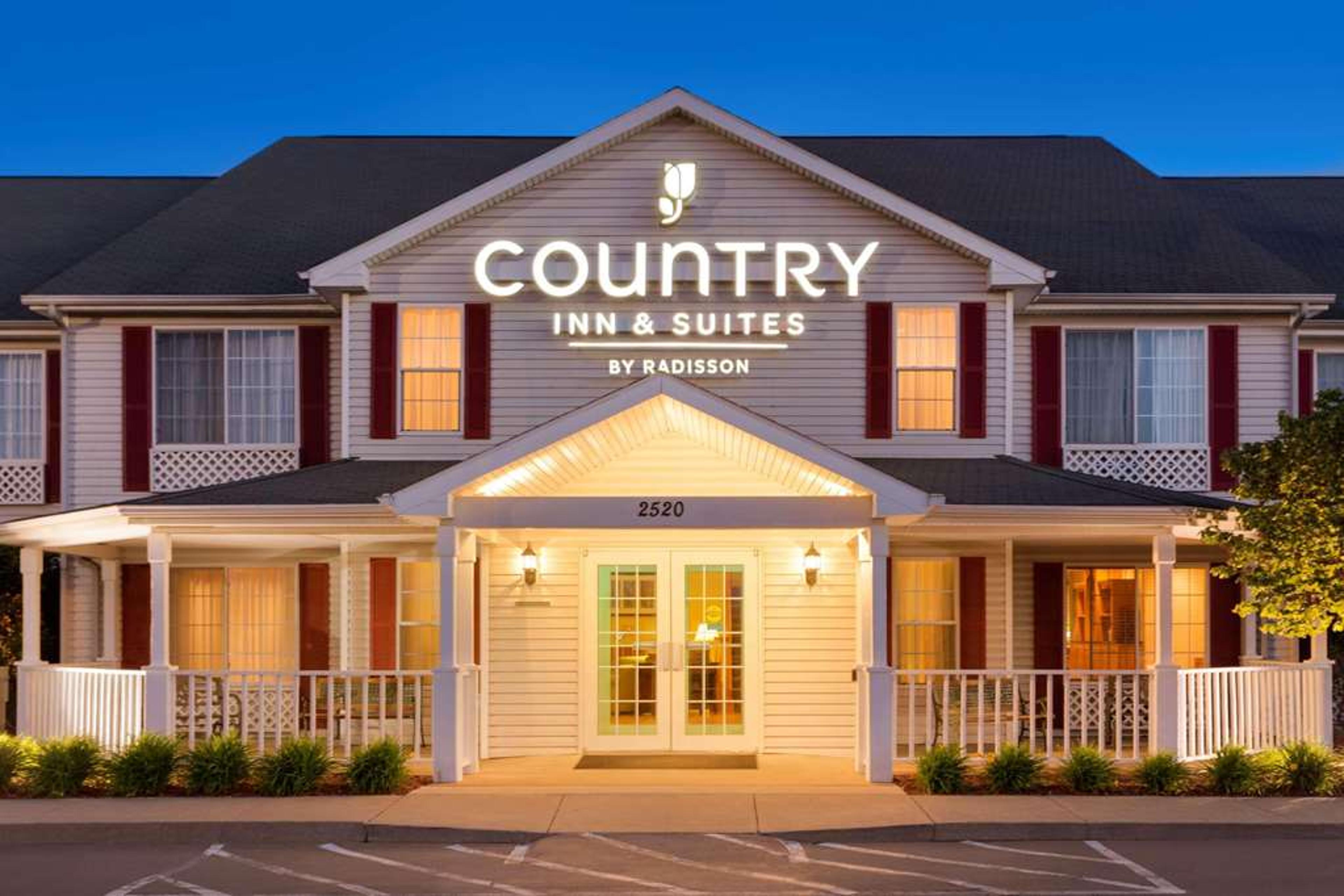 COUNTRY INN & SUITES BY RADISSON NE