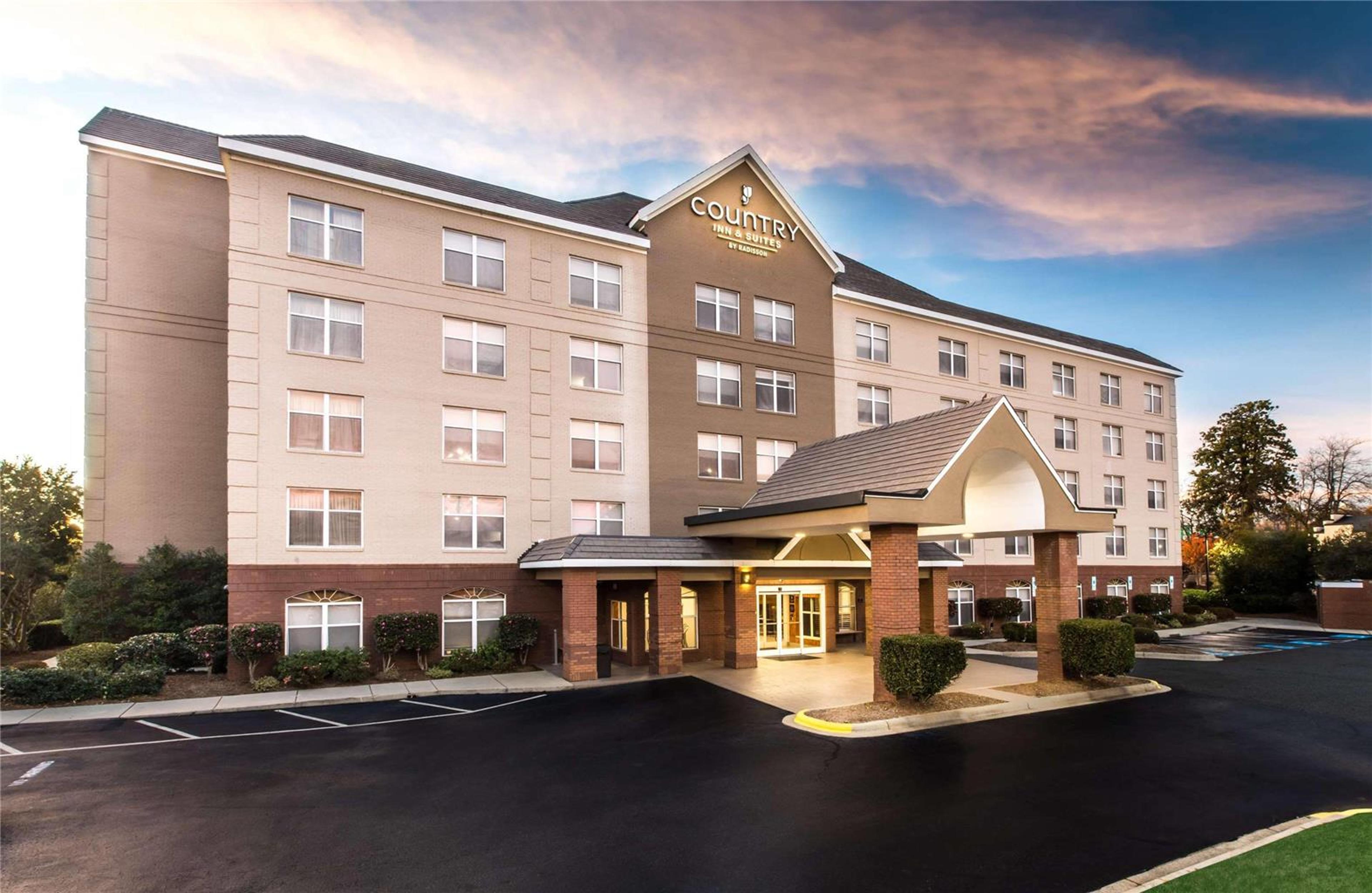 COUNTRY INN & SUITES BY RADISSON LA