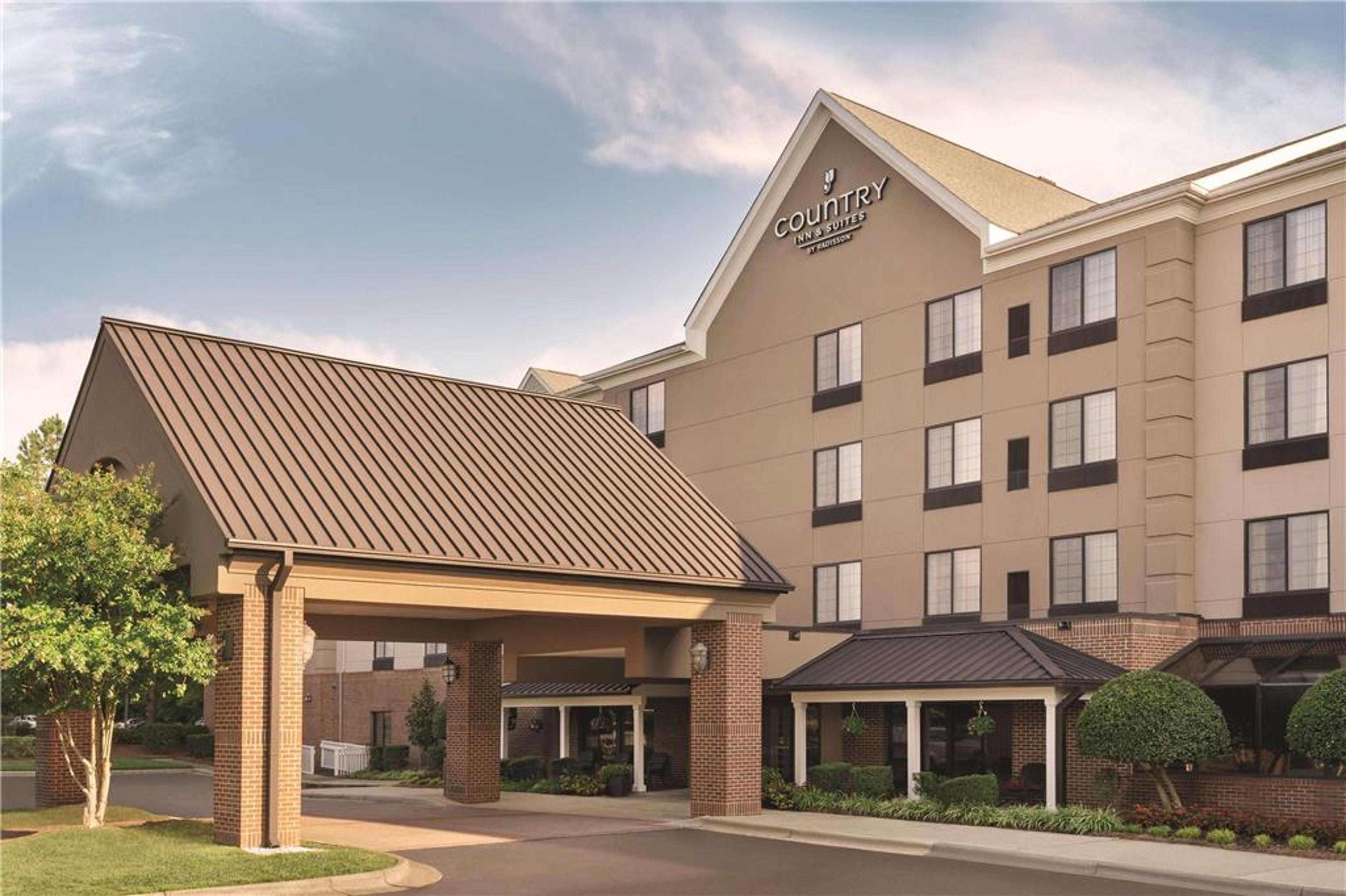 COUNTRY INN AND SUITES BY RADISSON