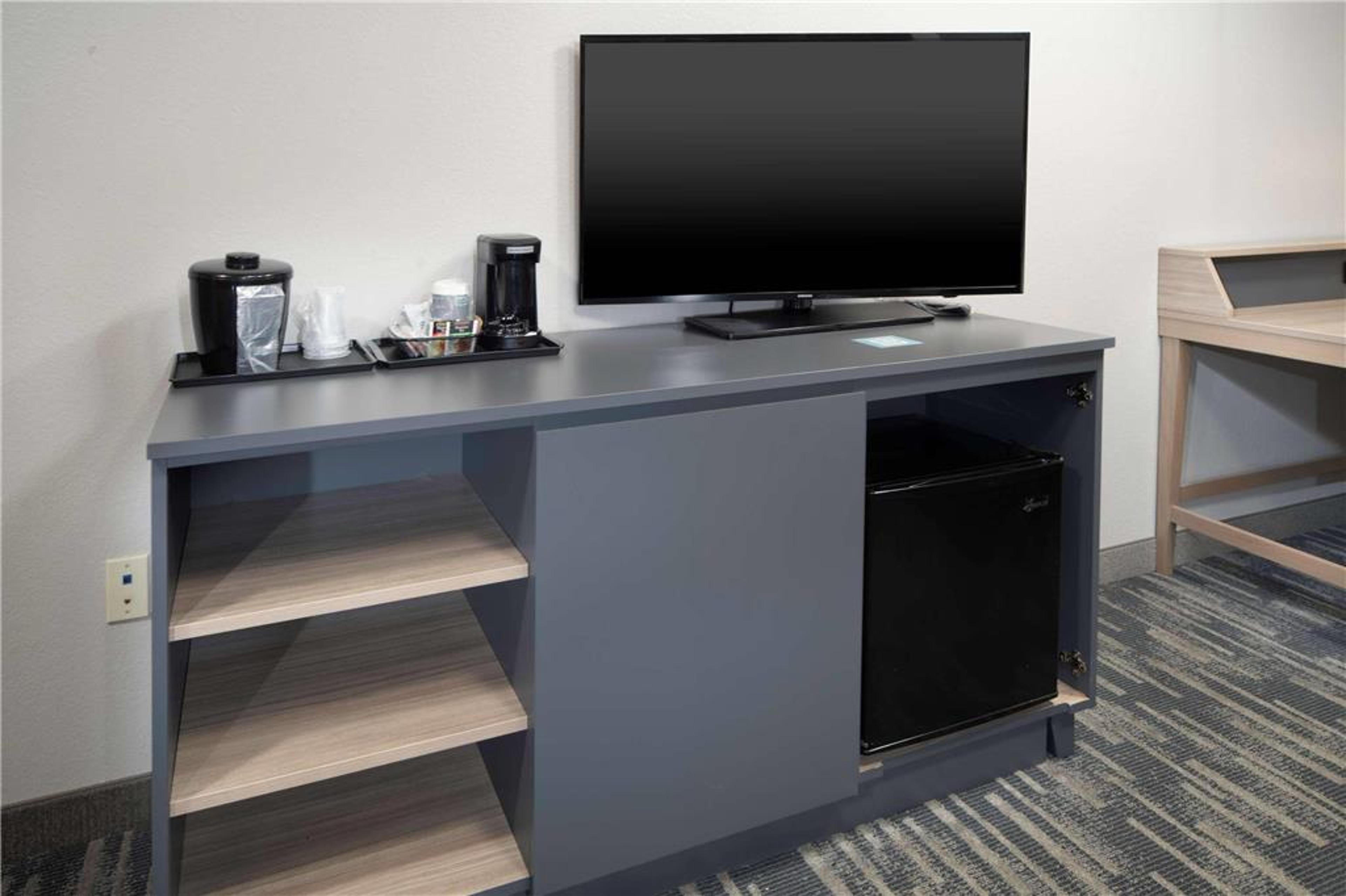 COUNTRY INN AND SUITES BY RADISSON