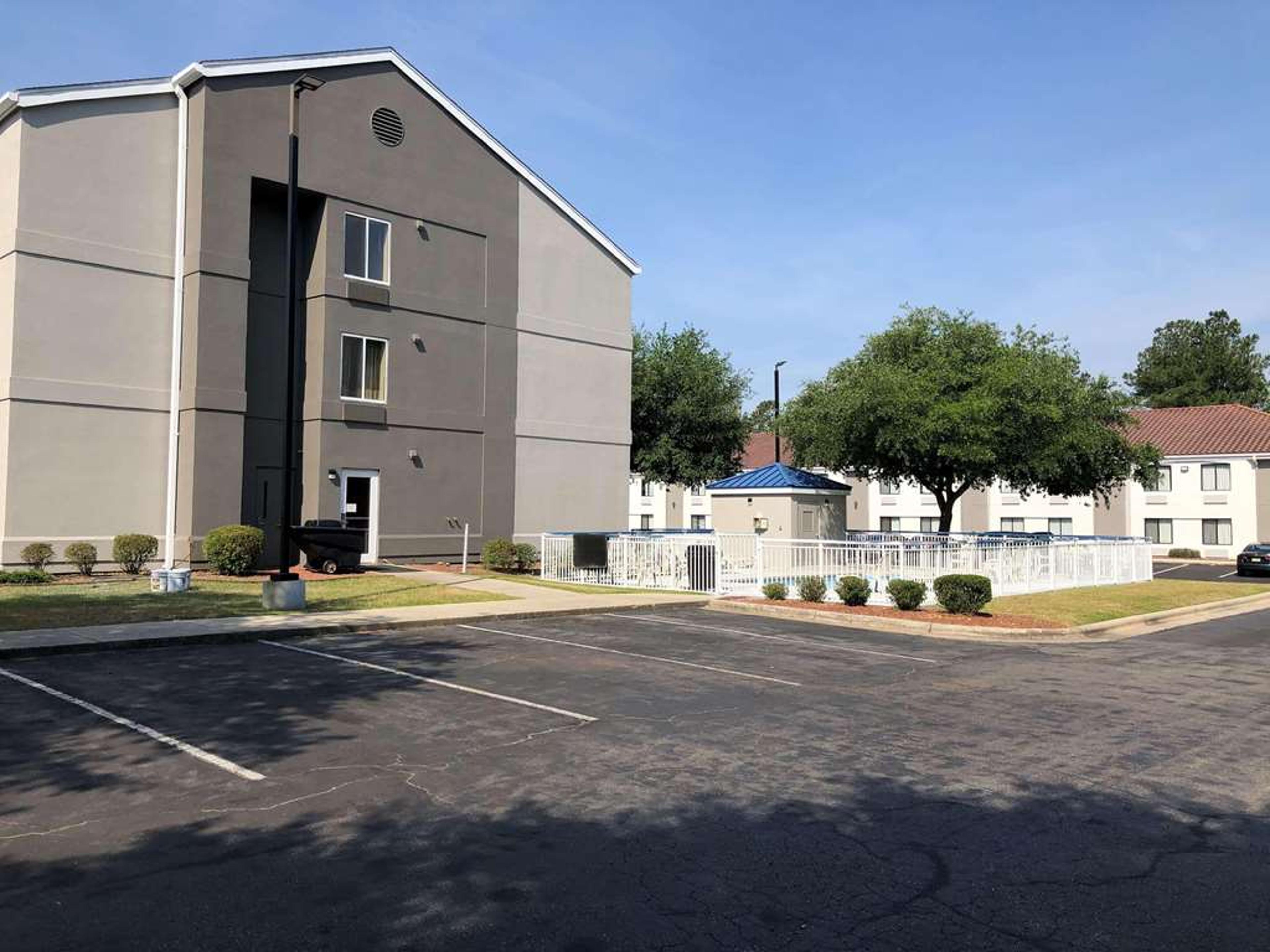 COUNTRY INN FAYETTEVILLE I-95