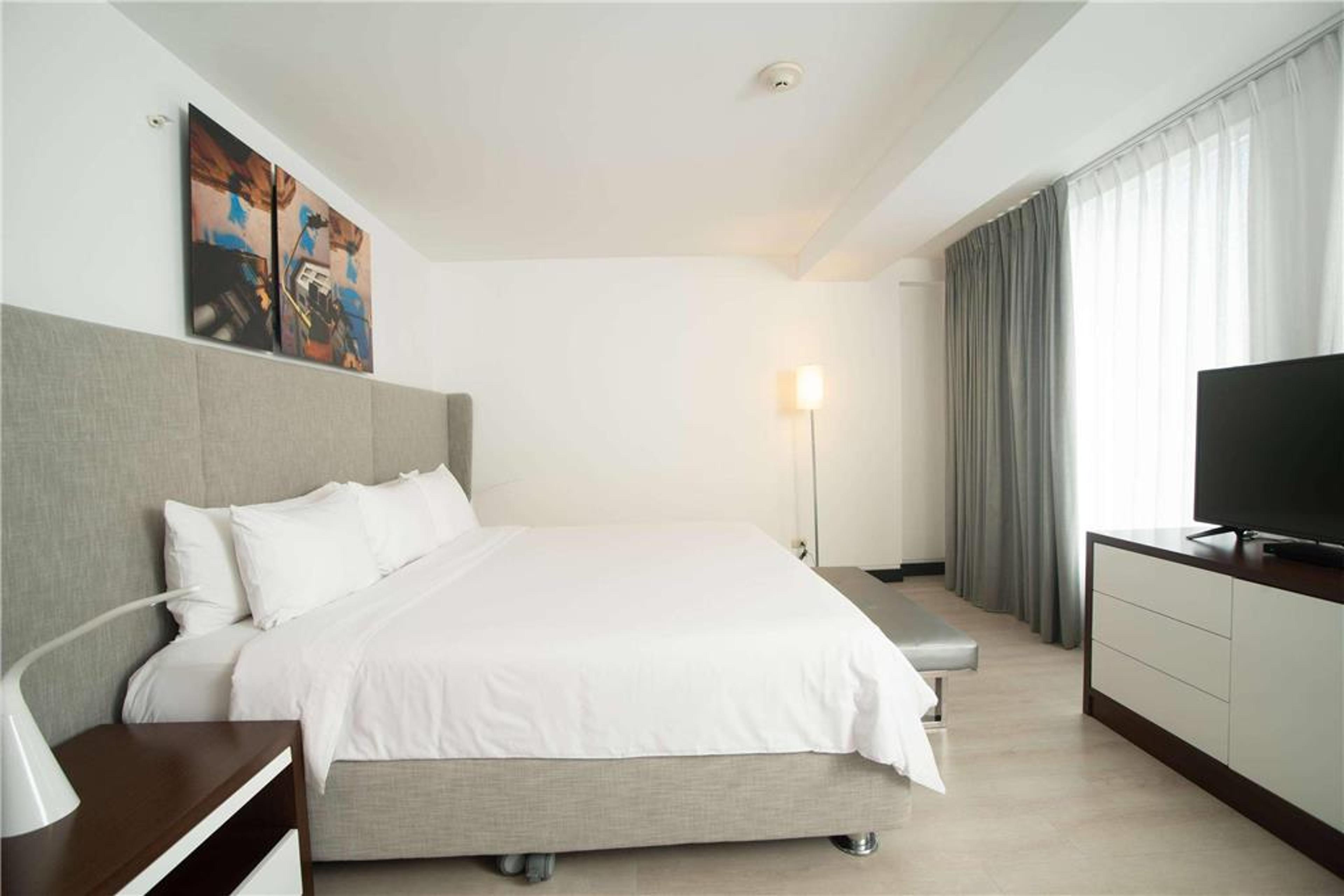 RADISSON HOTEL SAN ISIDRO