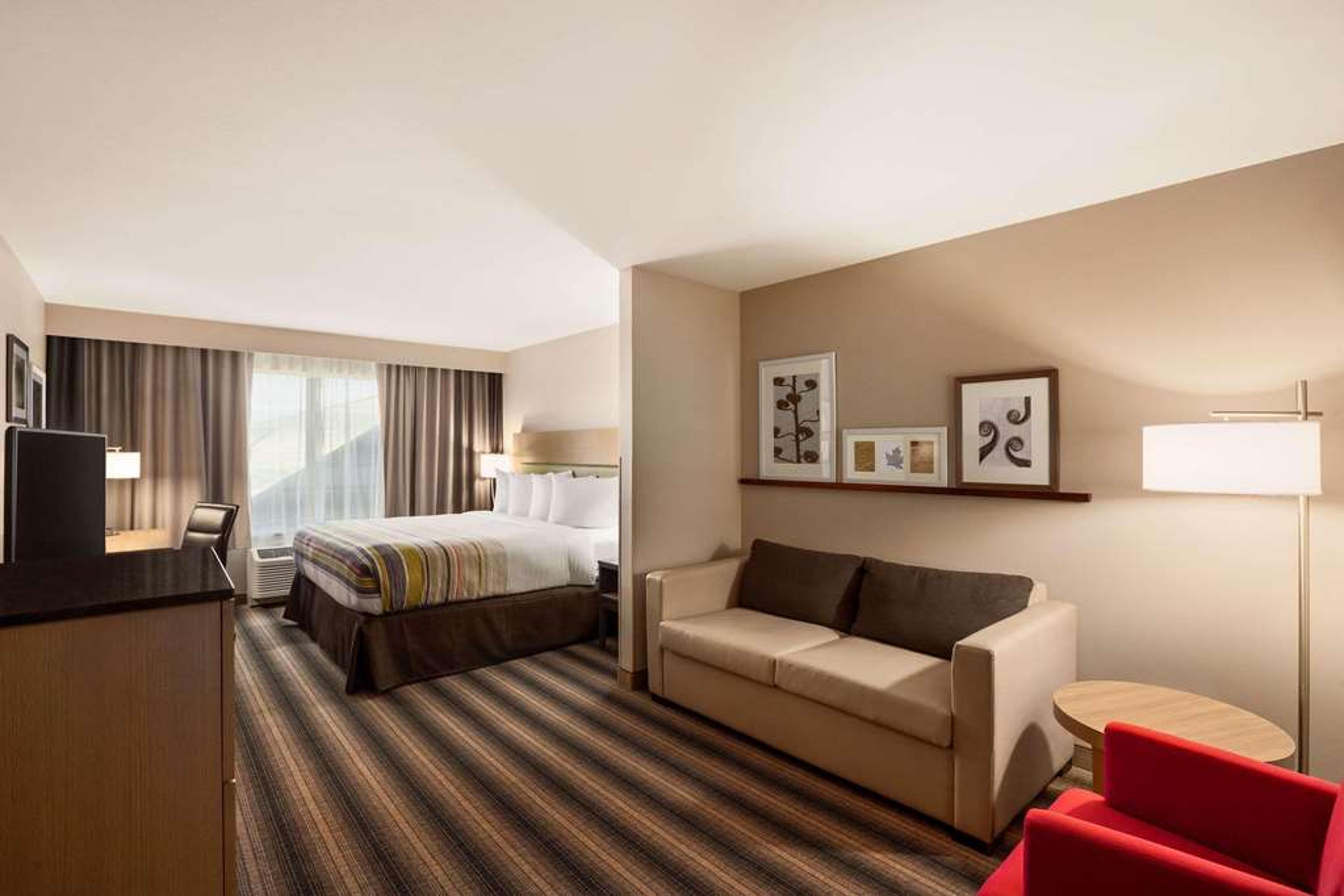 COUNTRY INN AND SUITES BY RADISSON