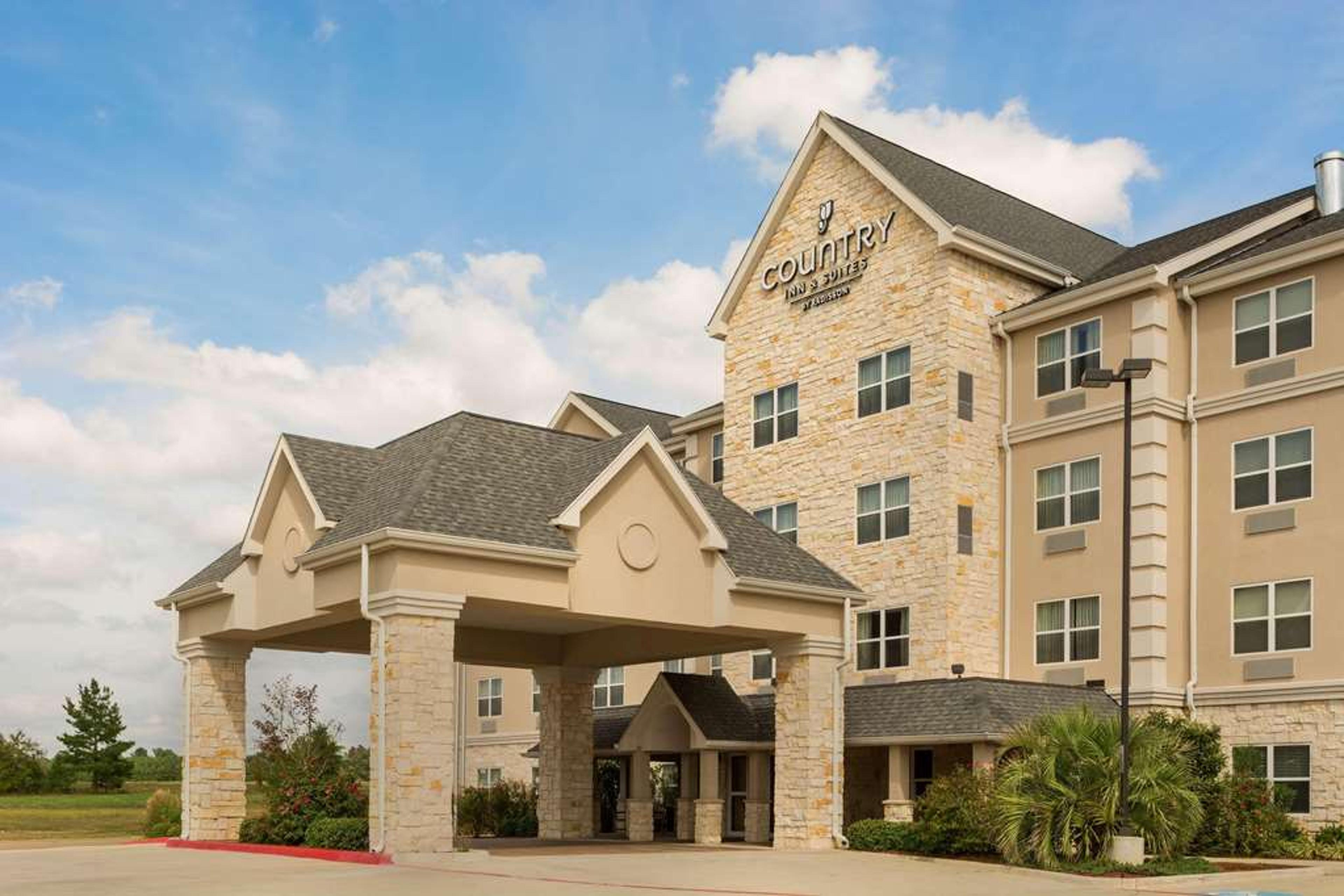 COUNTRY INN AND SUITES BY RADISSON