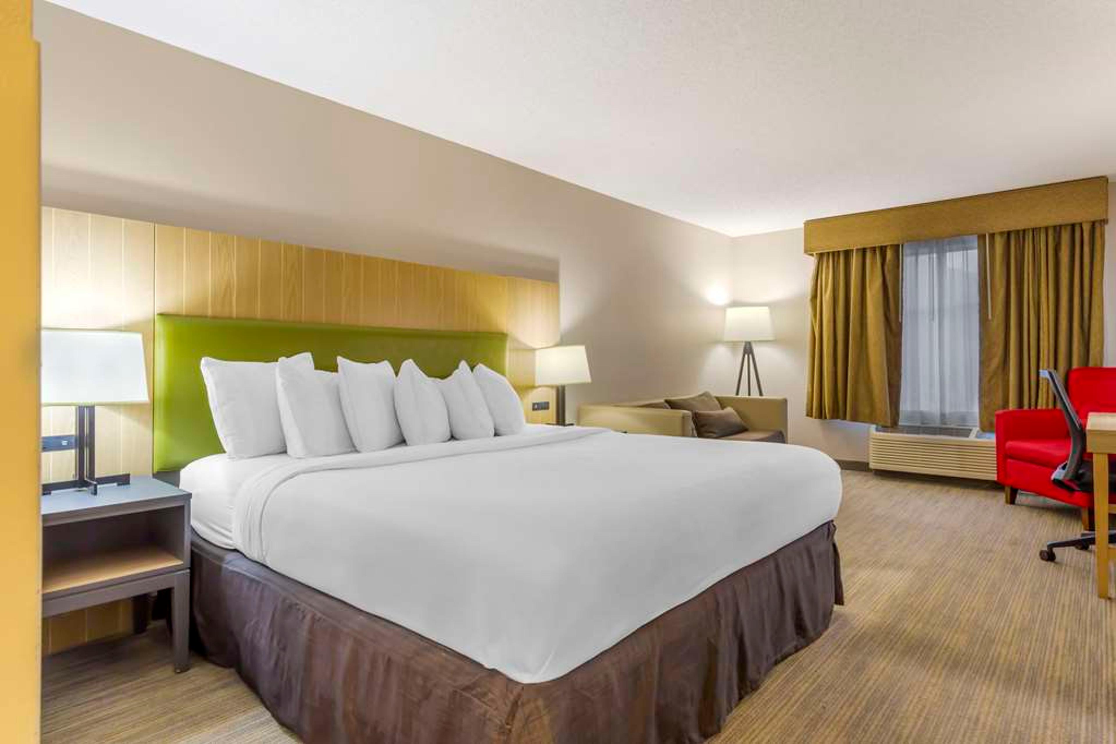 COUNTRY INN & SUITES BY RADISSON NE