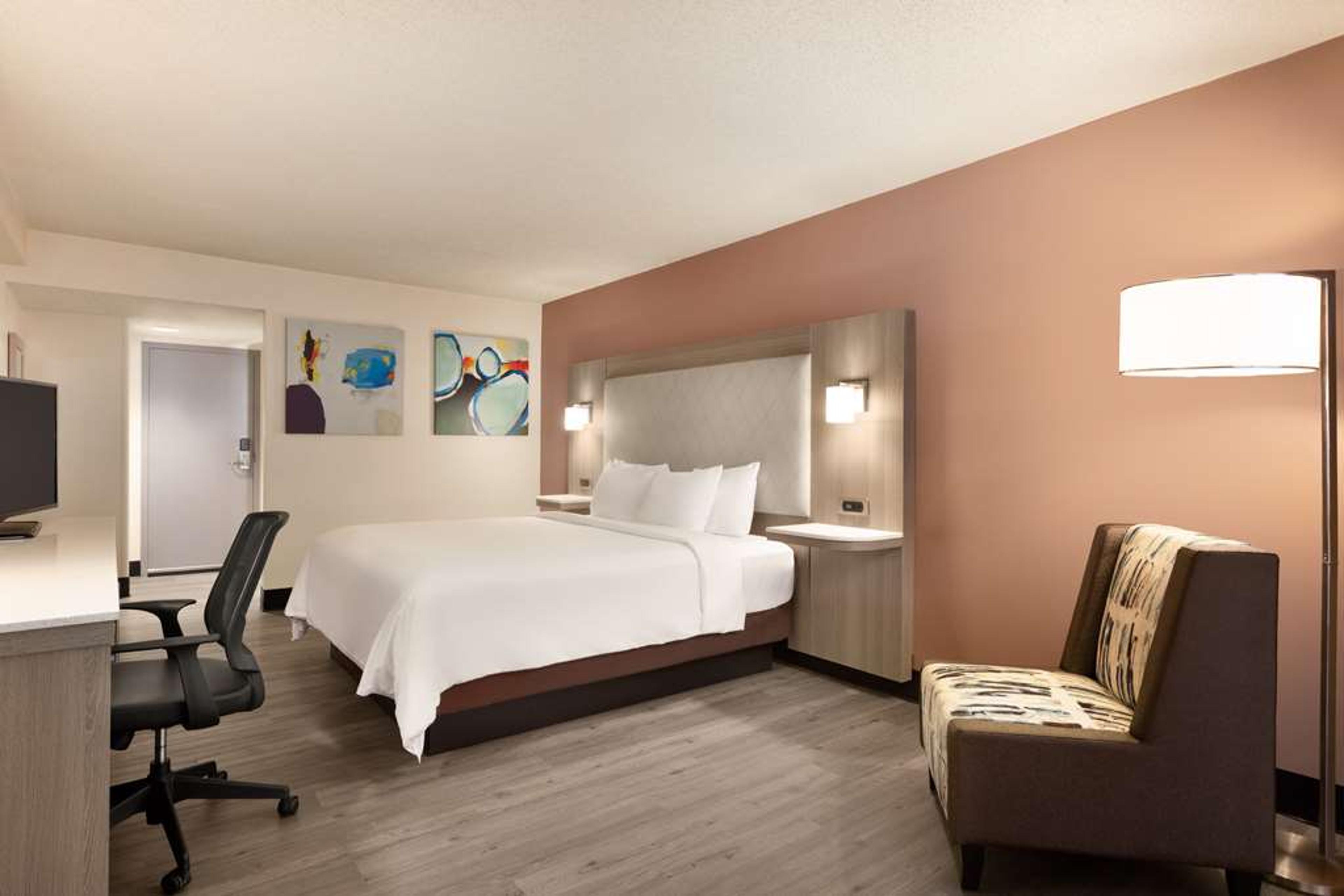 RADISSON HOTEL KANSAS CITY - OVERLA