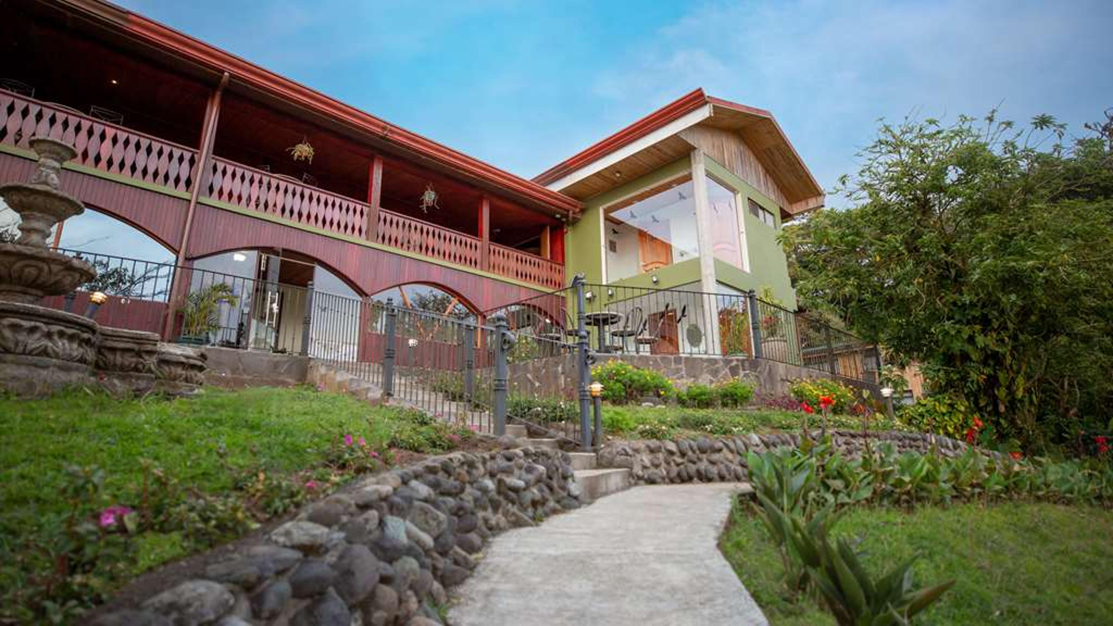 FONDAVELA MOUNTAIN HOTEL