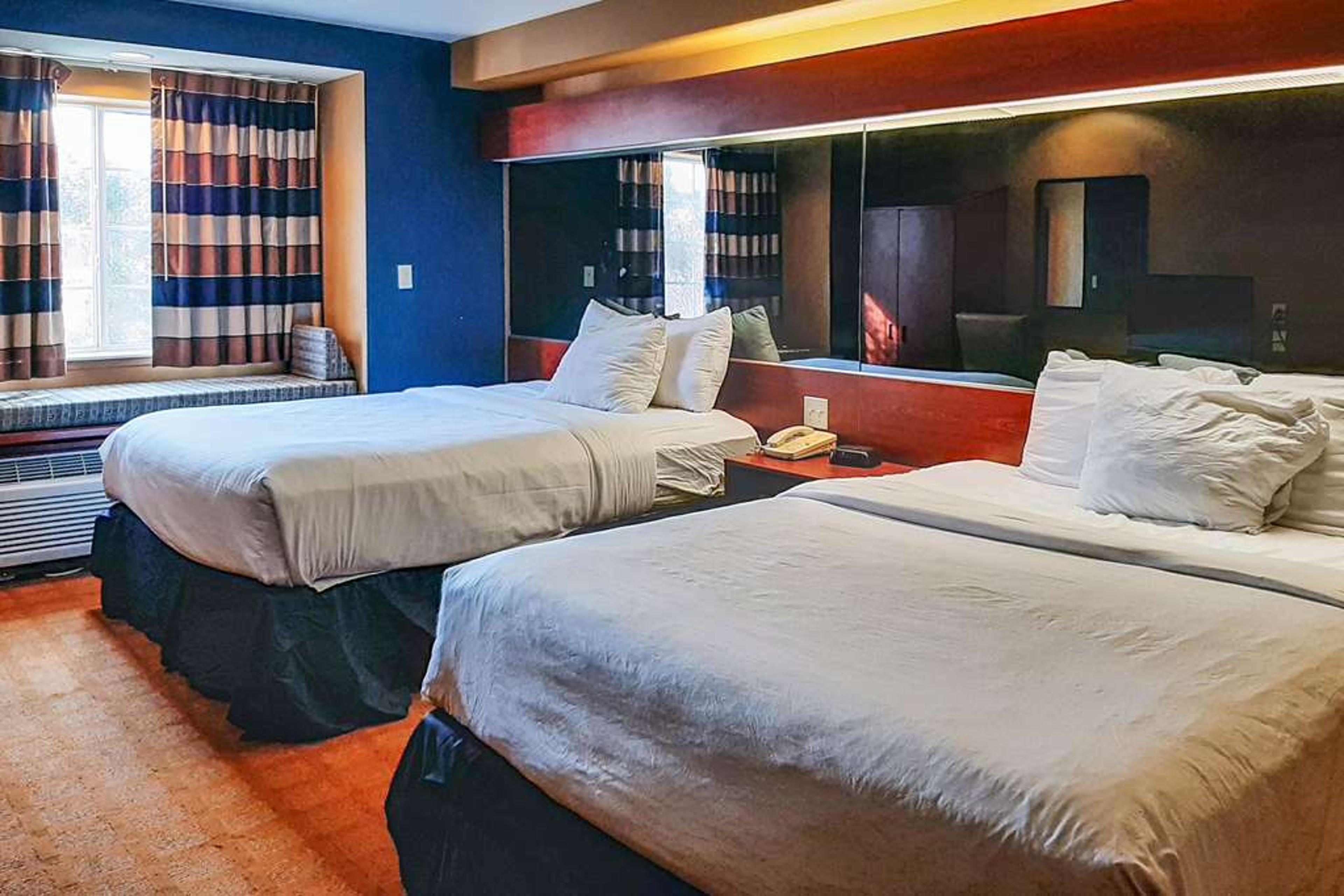 STARKVILLE INN AND SUITES
