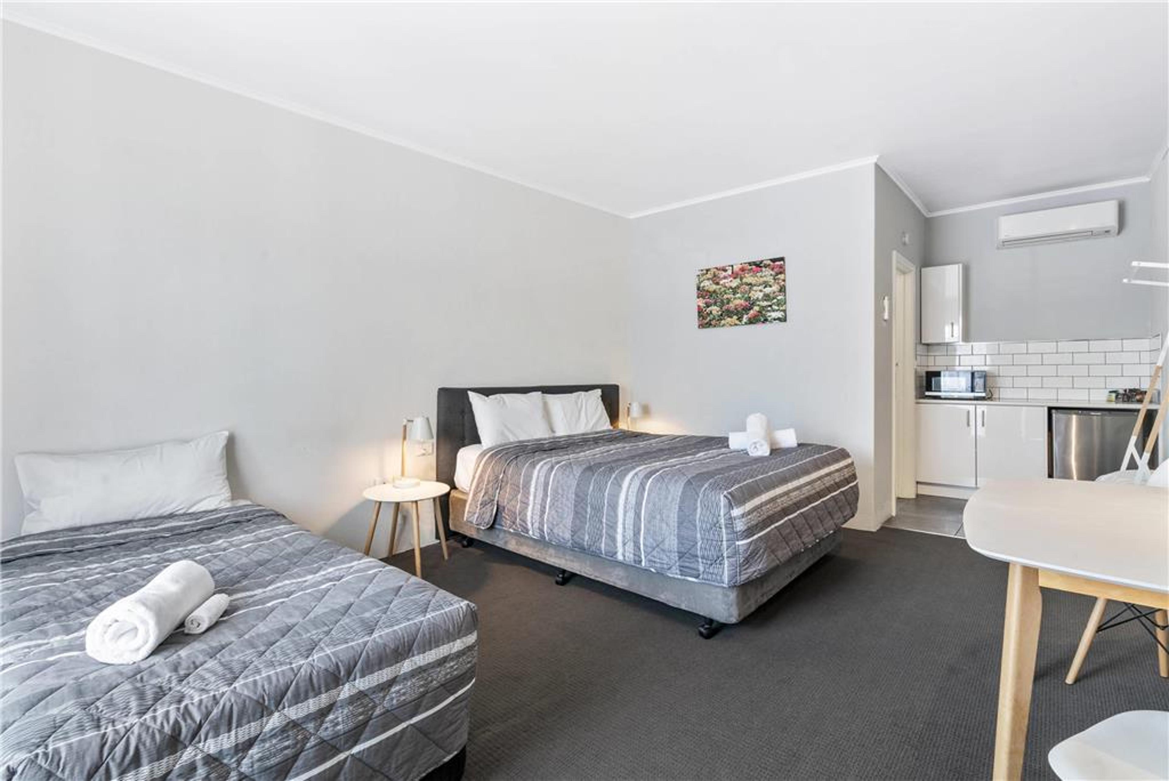 COMFORT INN COMMODORE ALBURY