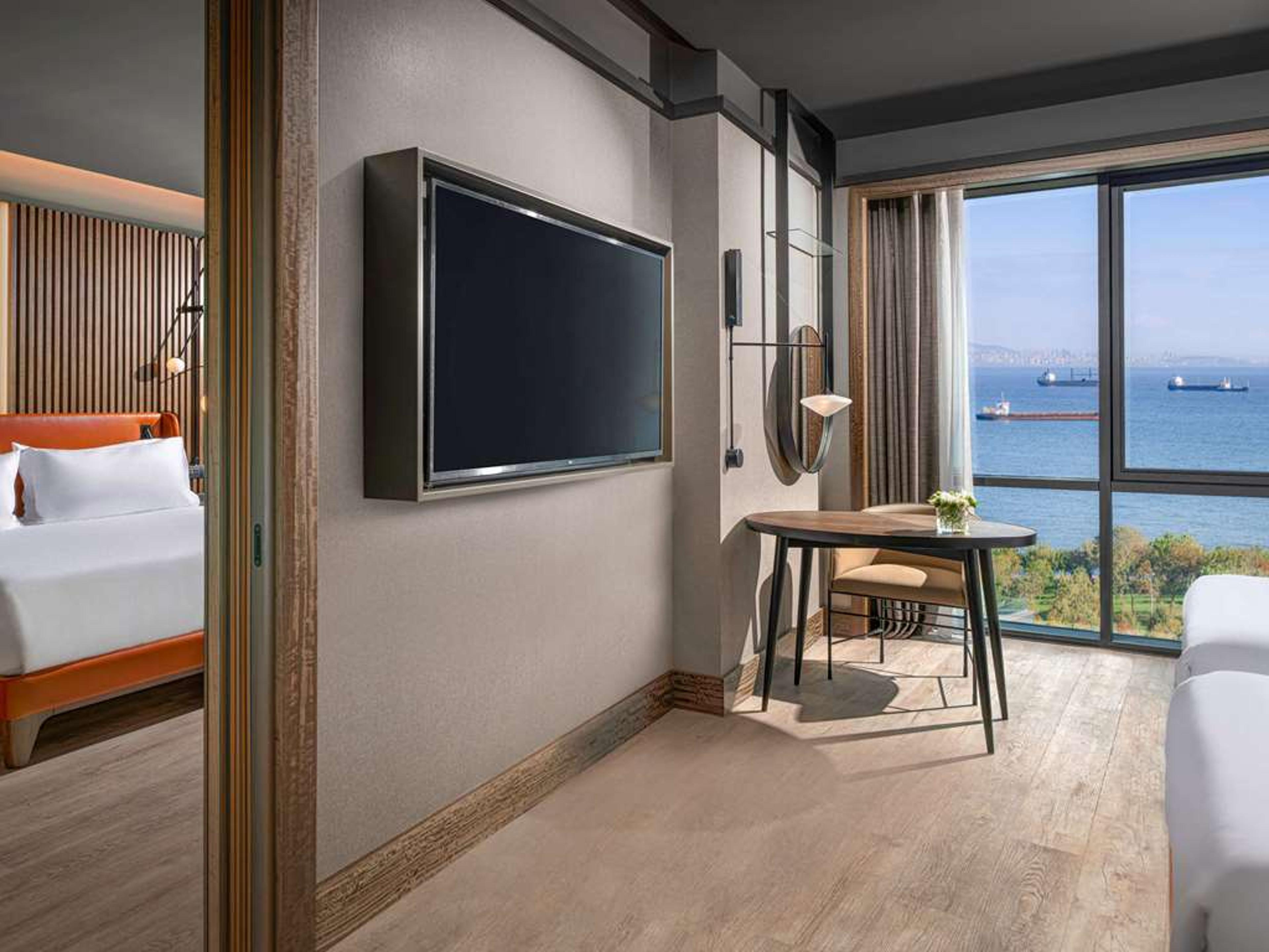 Mövenpick Hotel Istanbul Marmara Sea