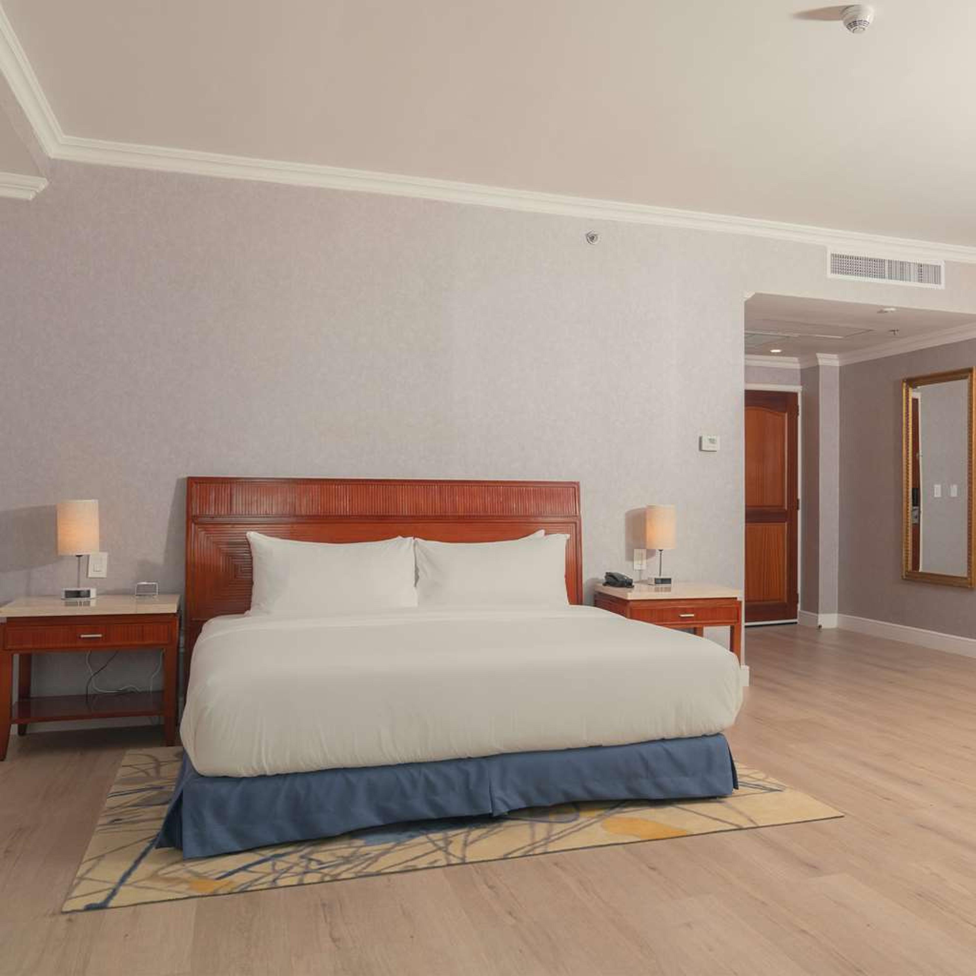 WAYMORE HOTEL PANAMA