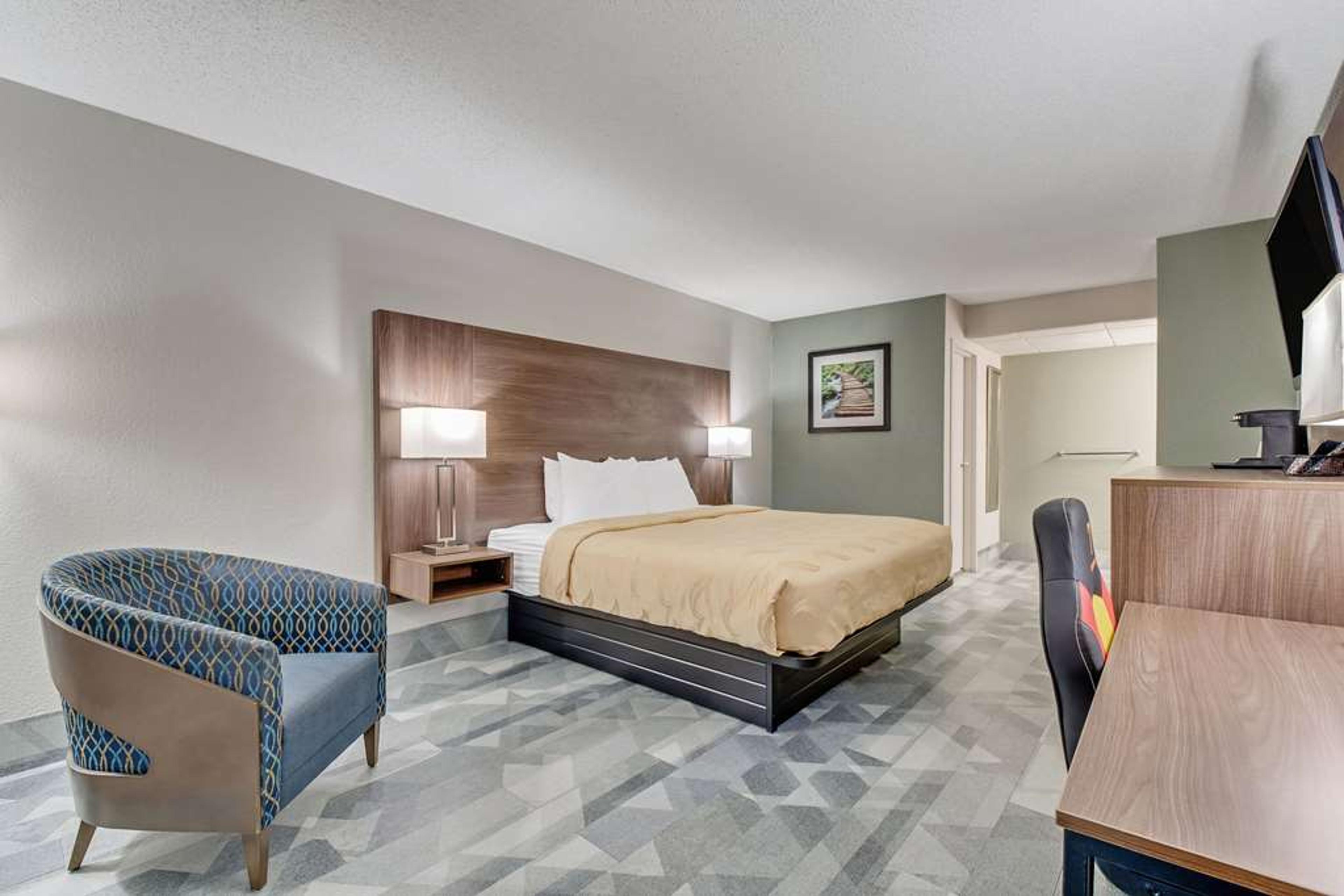 QUALITY INN DALTON EAST