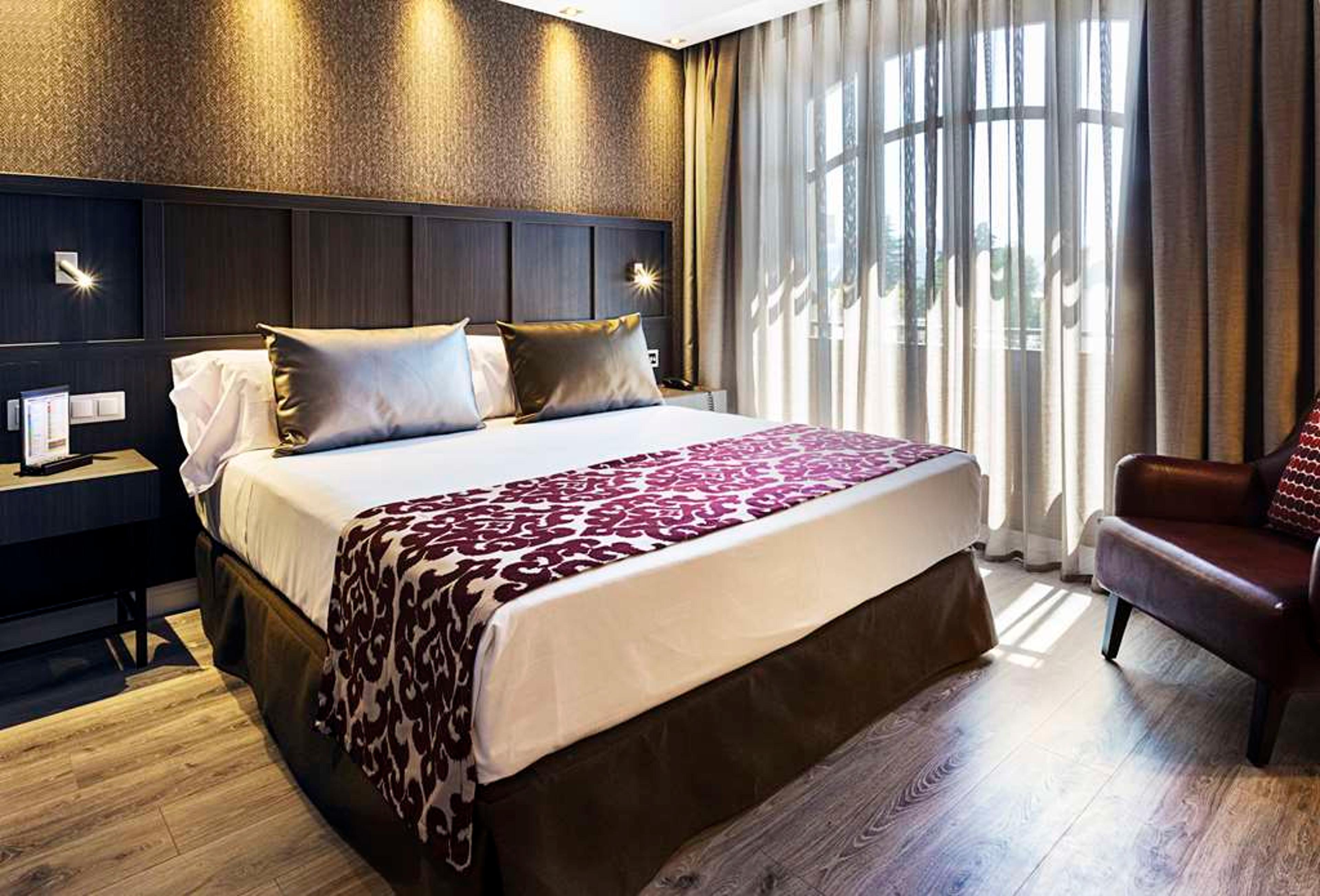HOTEL CATALONIA RONDA
