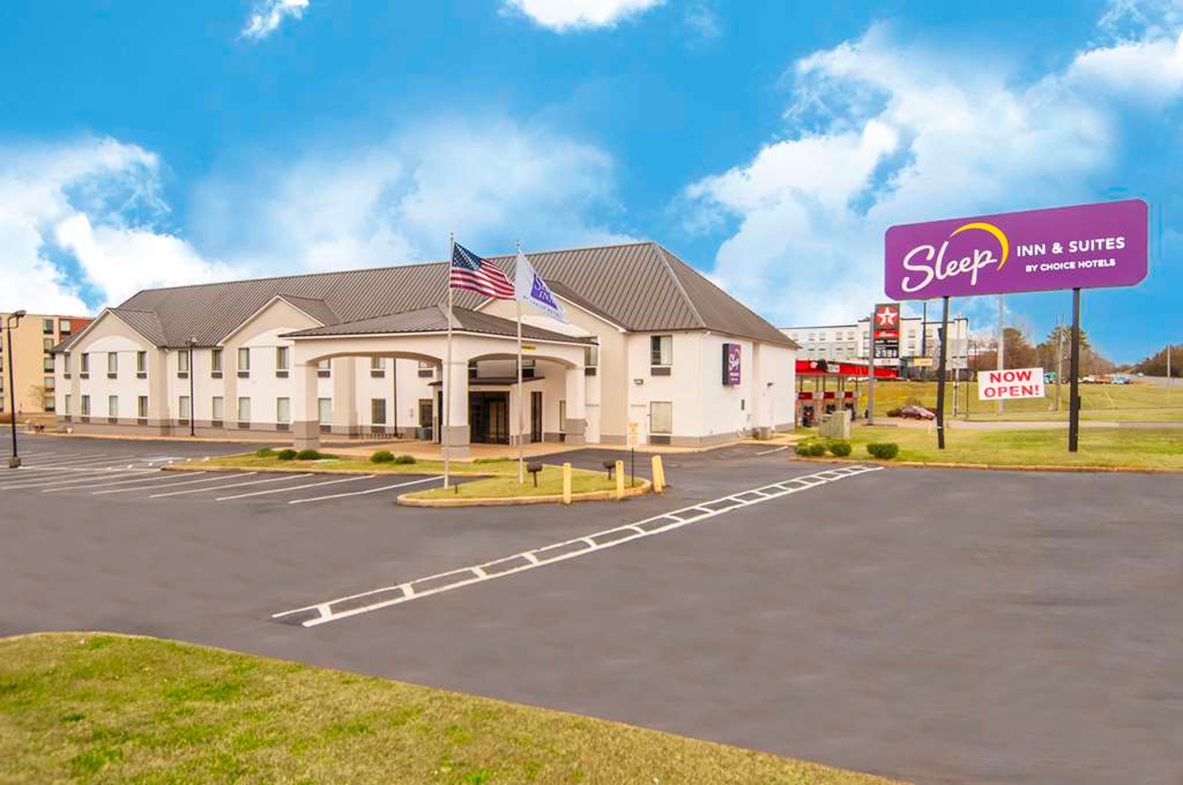 SLEEP INN AND SUITES TUSCALOOSA