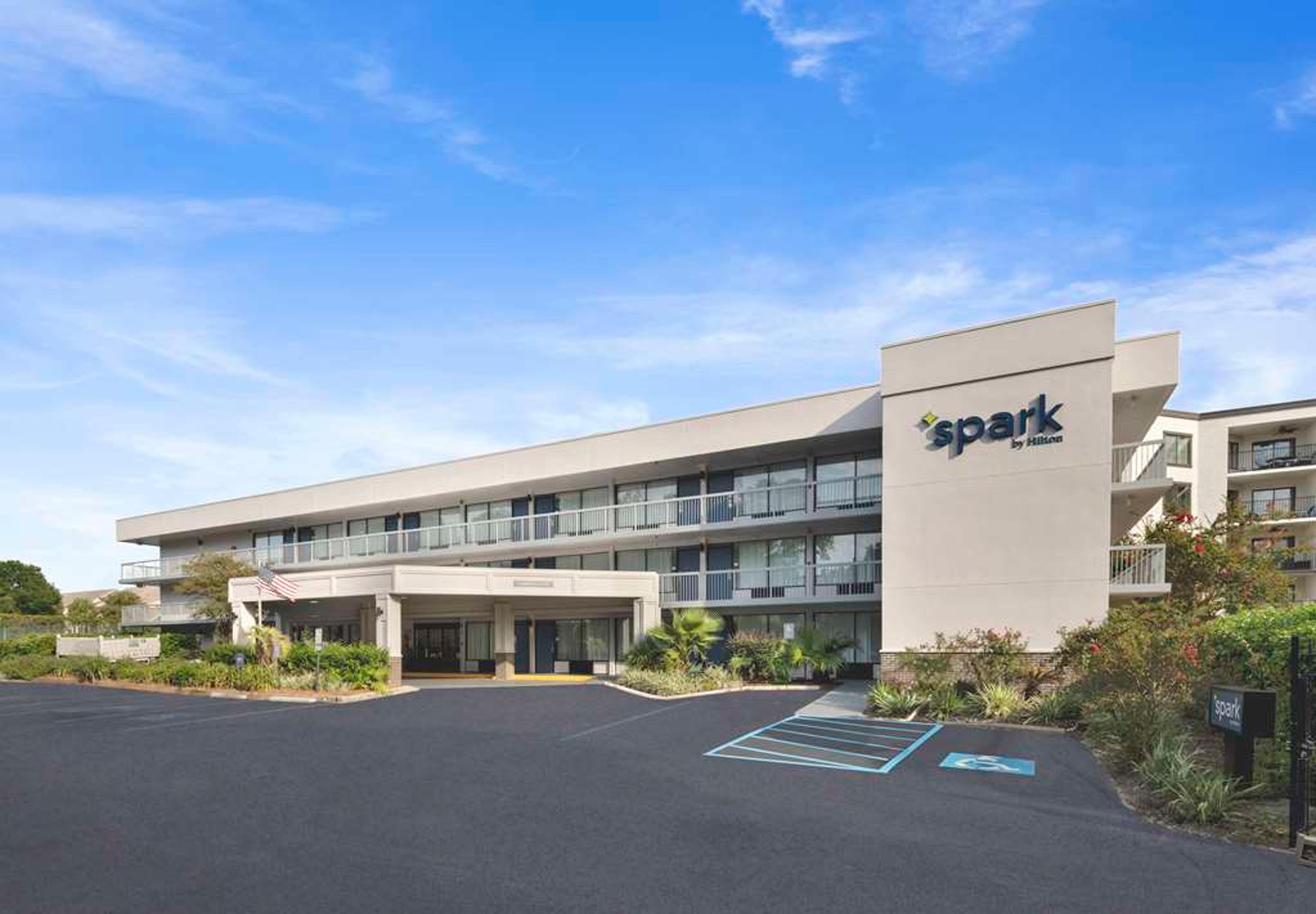 SPARK BY HILTON HILTON HEAD ISLAND