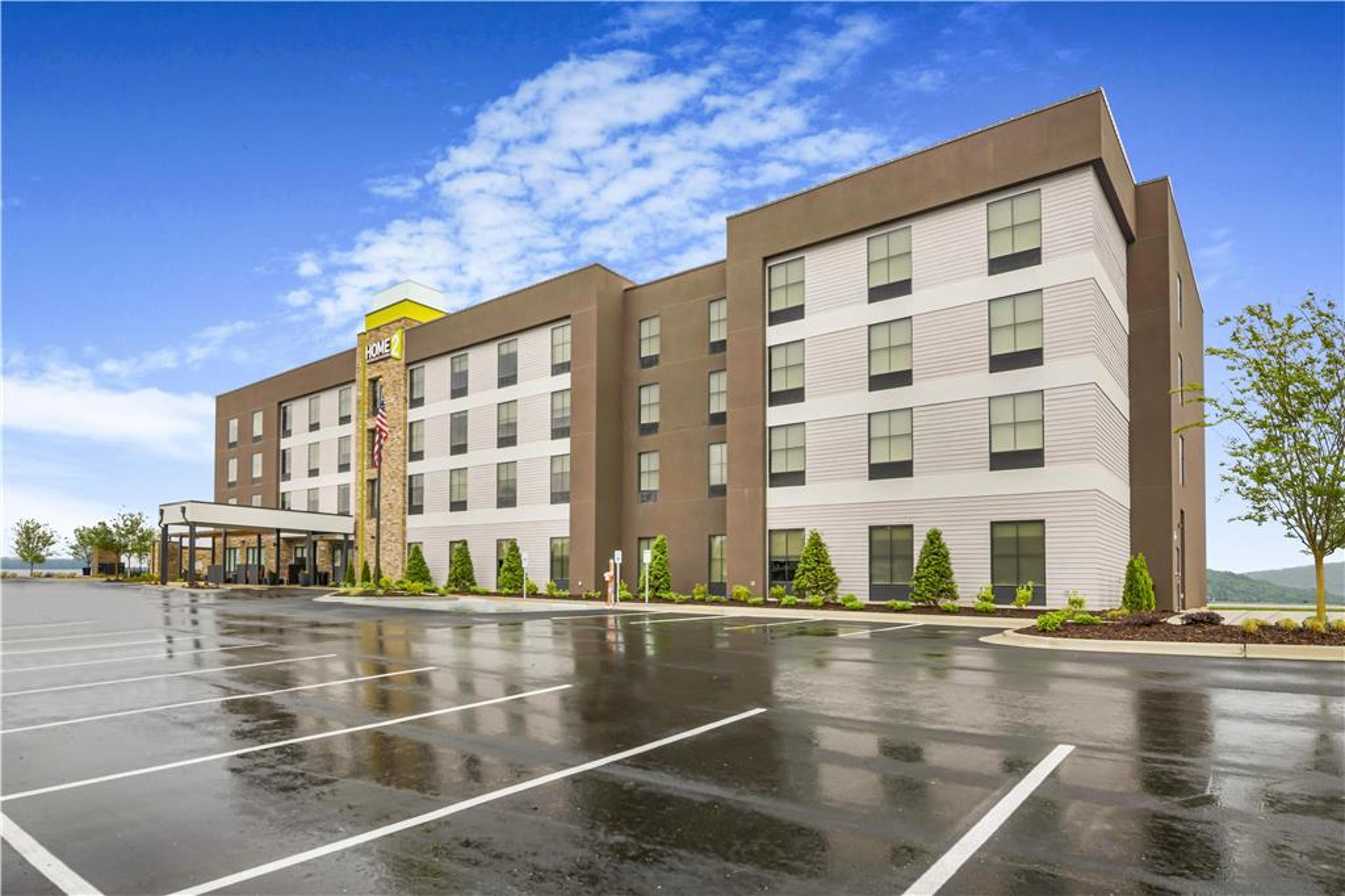 HOME2 SUITES BY HILTON GUNTERSVILLE