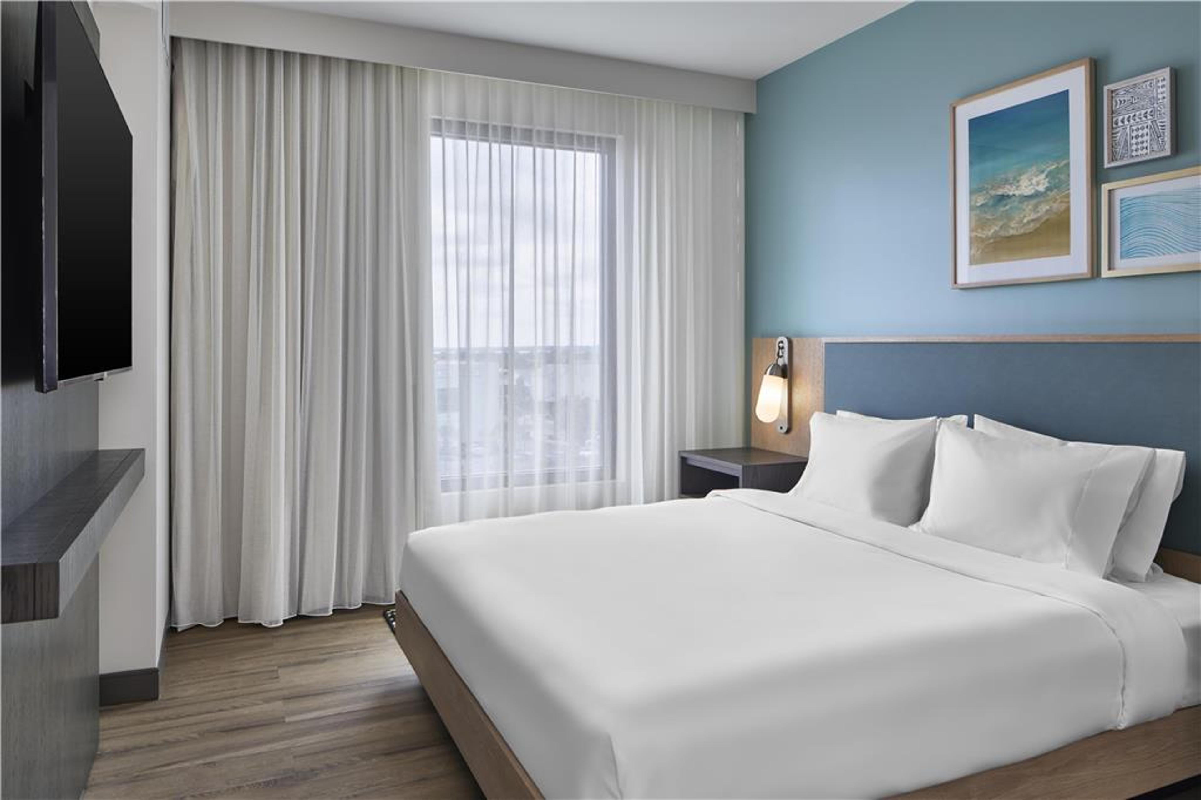 EMBASSY SUITES BY HILTON RESORT
