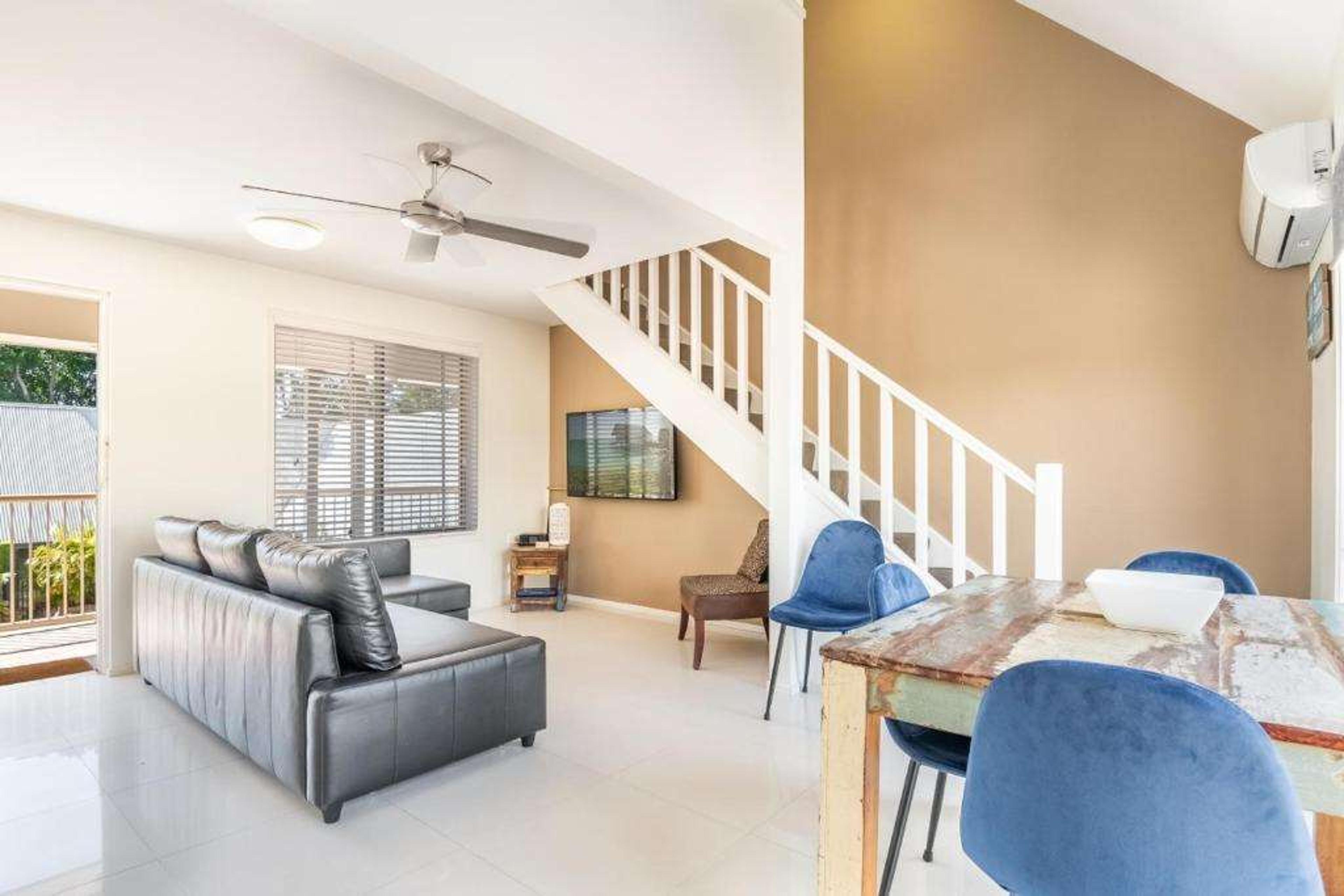 BYRON CENTRAL APARTMENTS