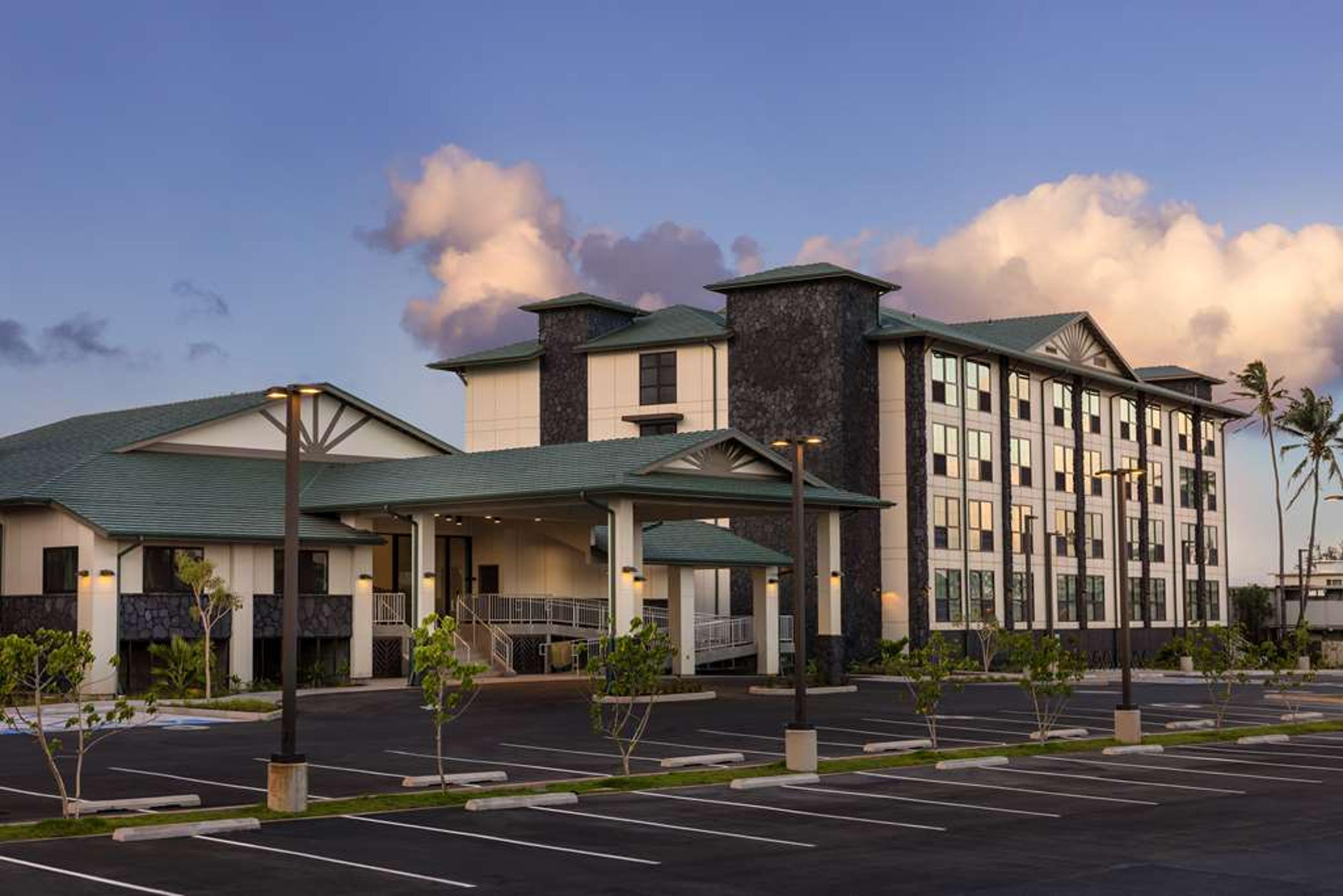 HAMPTON INN AND SUITES MAUI
