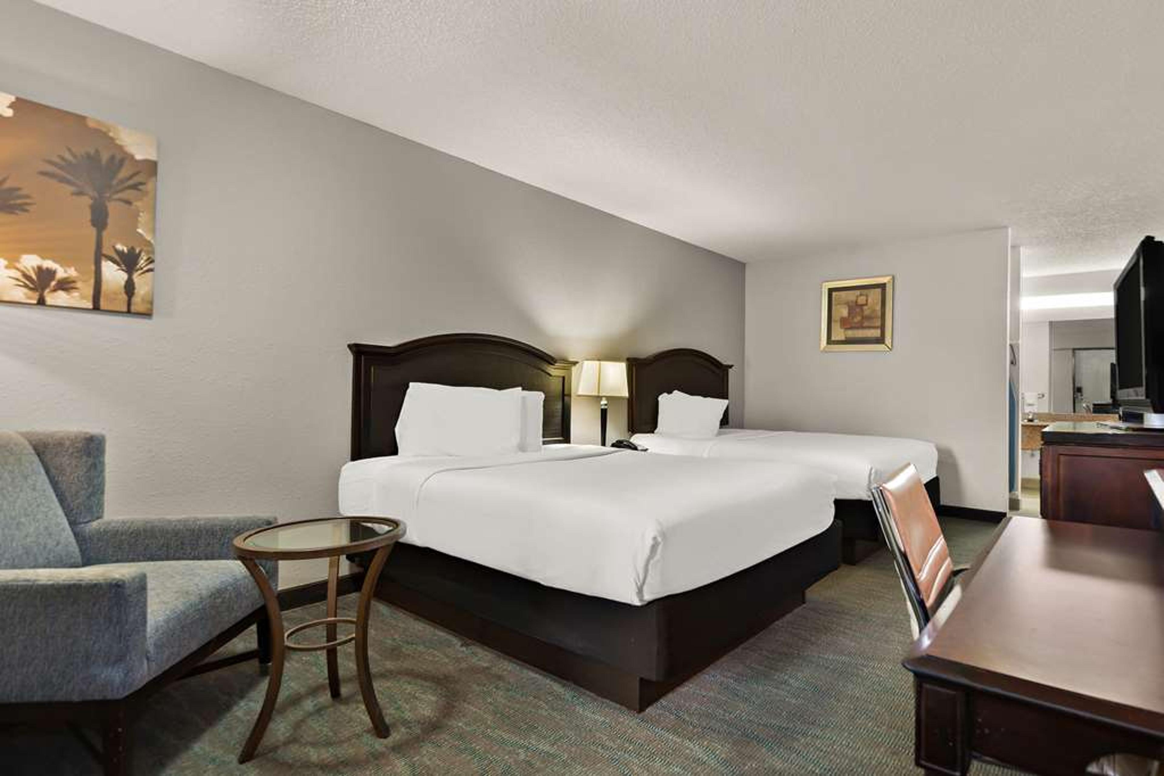 RODEWAY INN LUMBERTON CENTRAL