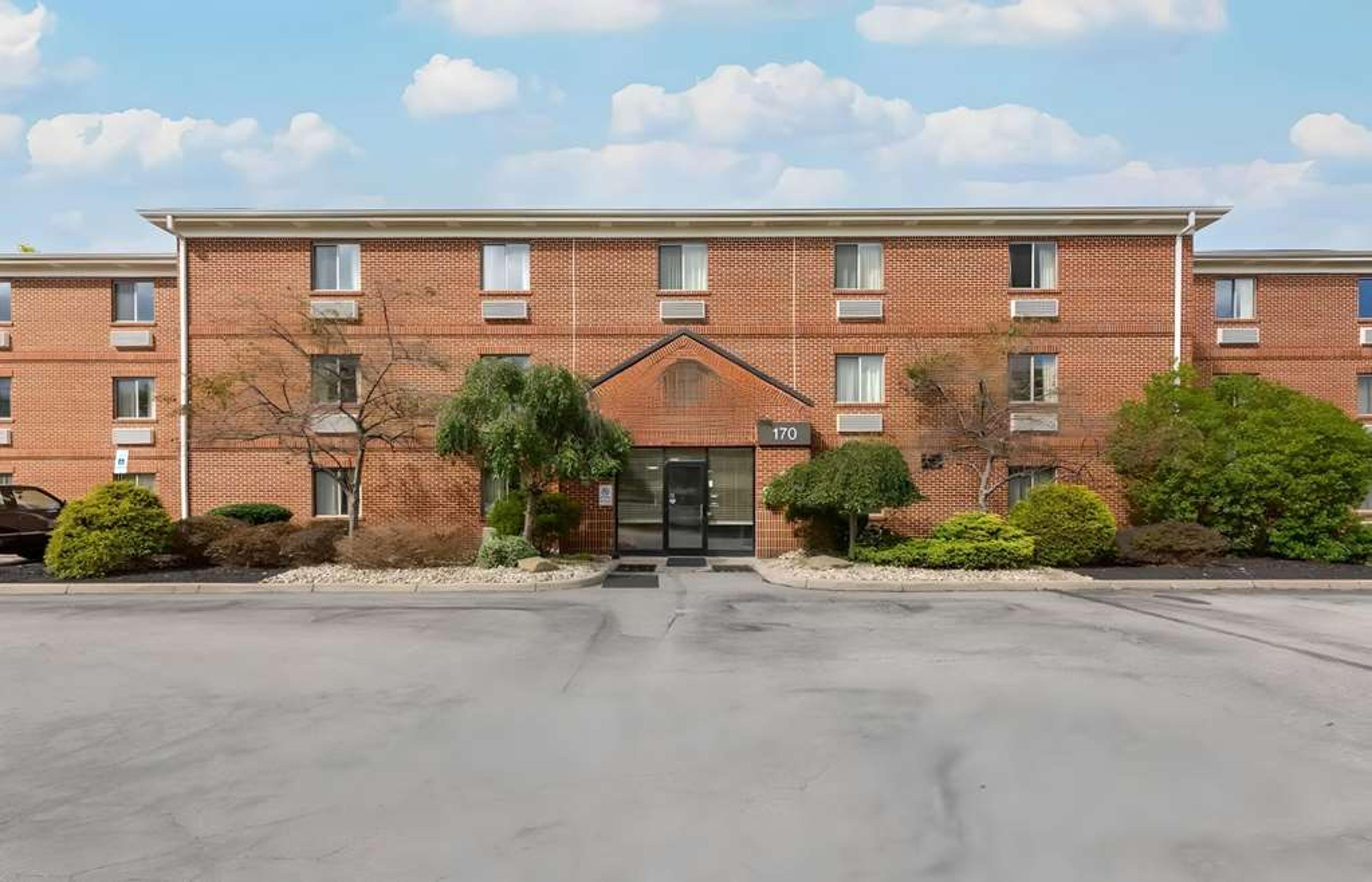 SUBURBAN STUDIOS COPLEY AKRON WEST