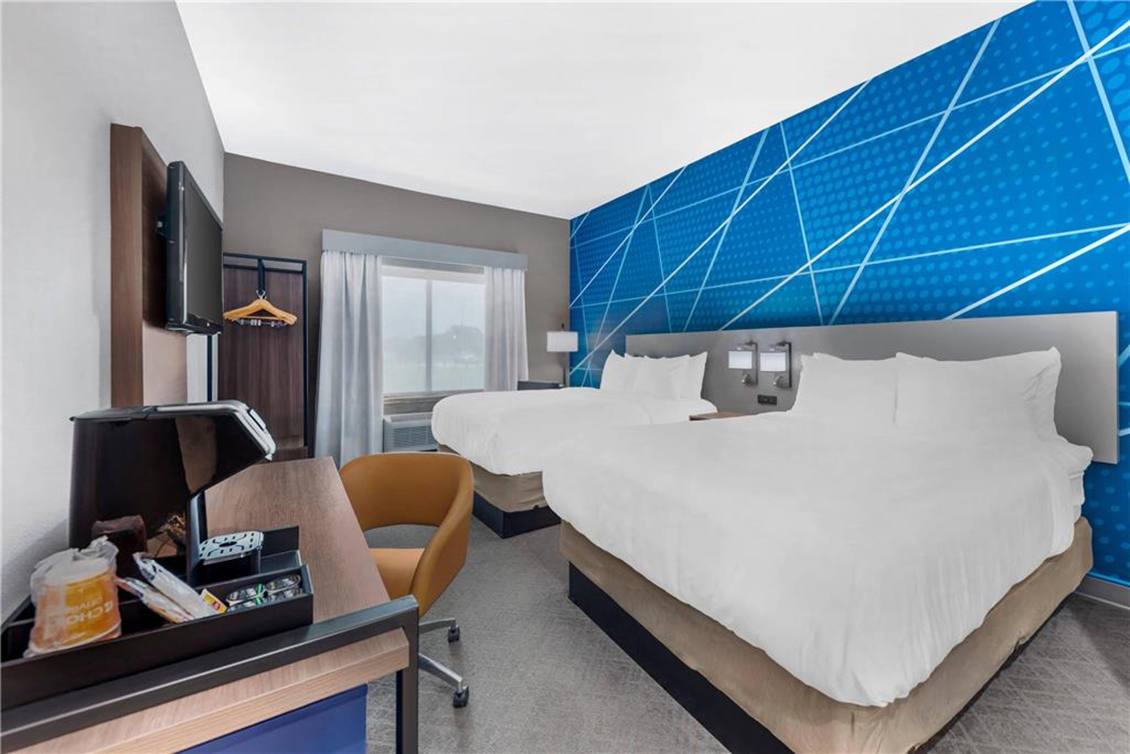 COMFORT INN AND SUITES