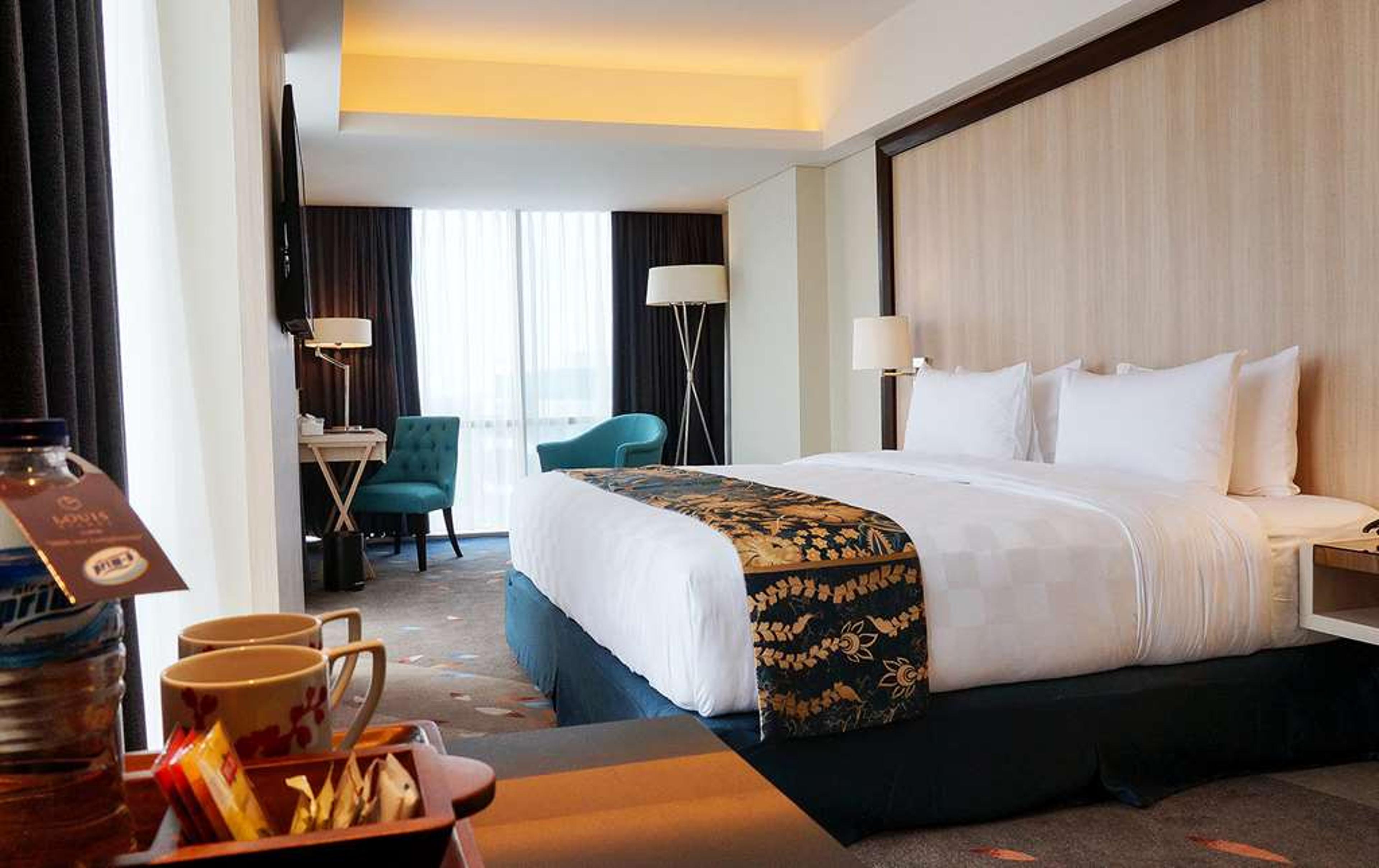 LK PANDANARAN HOTEL AND SERVICED AP