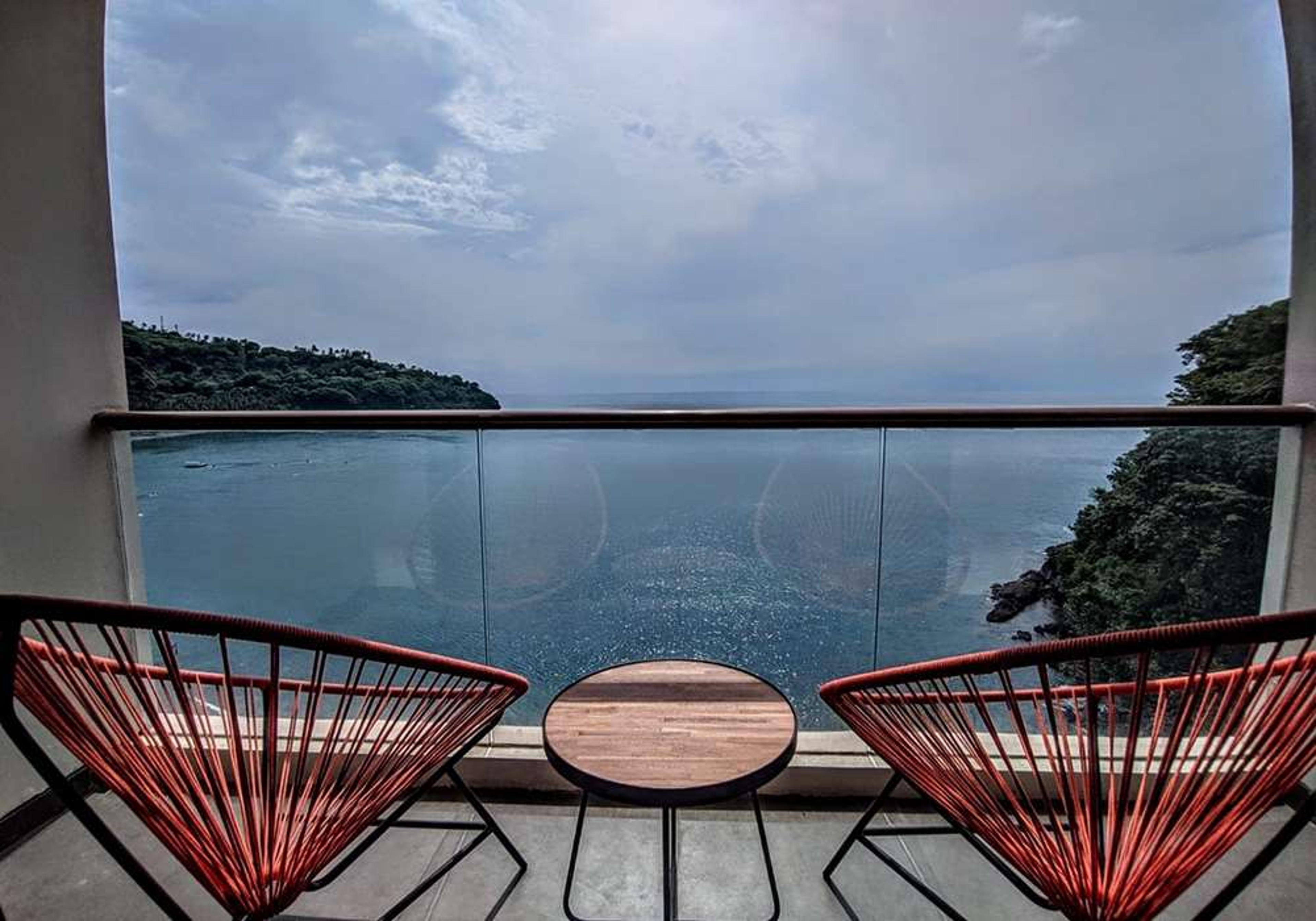 LOUIS KIENNE RESORT SENGGIGI LOMBOK