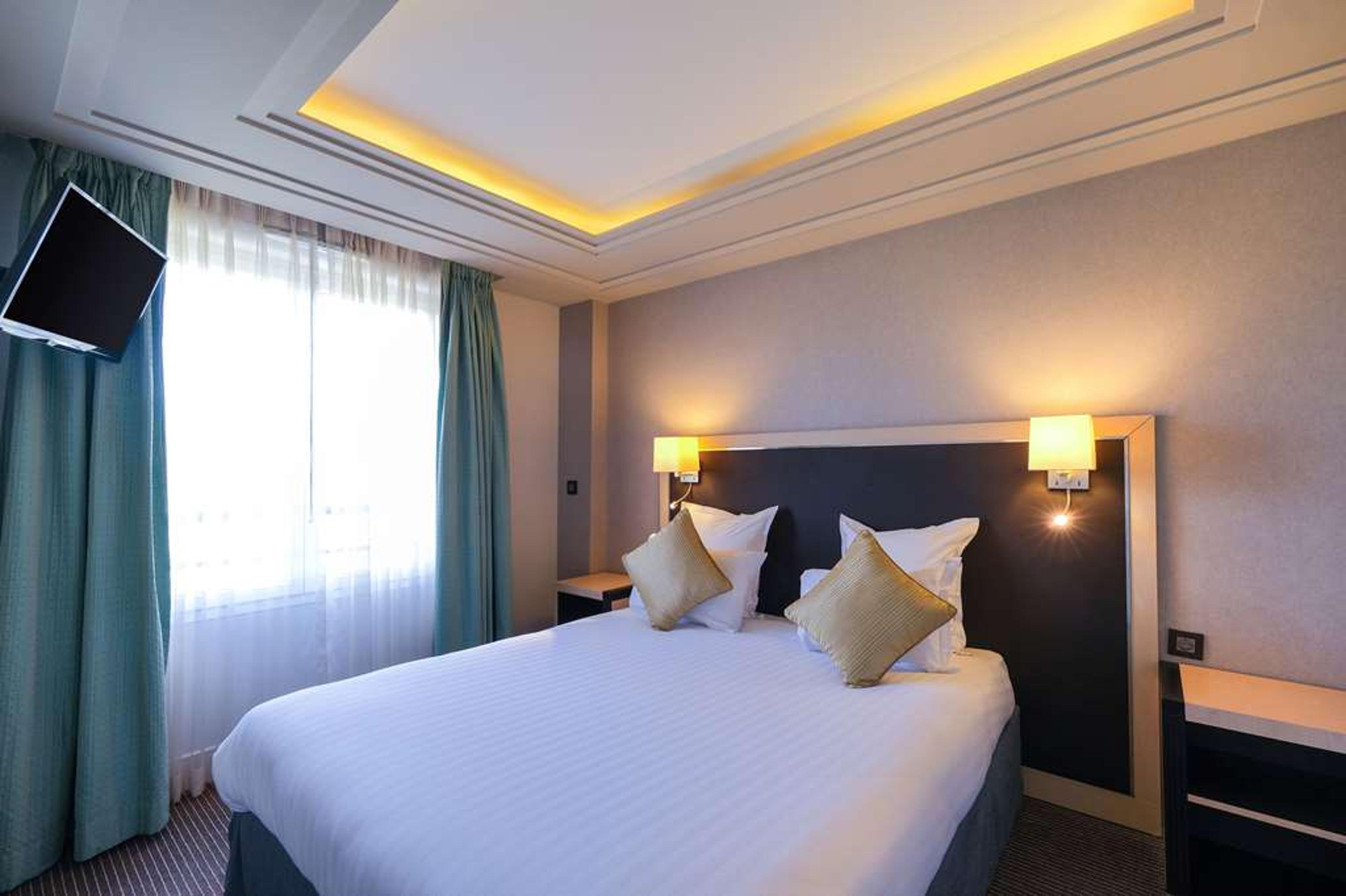 ZENITUDE HOTEL LA VALADIRE AN ASCEN