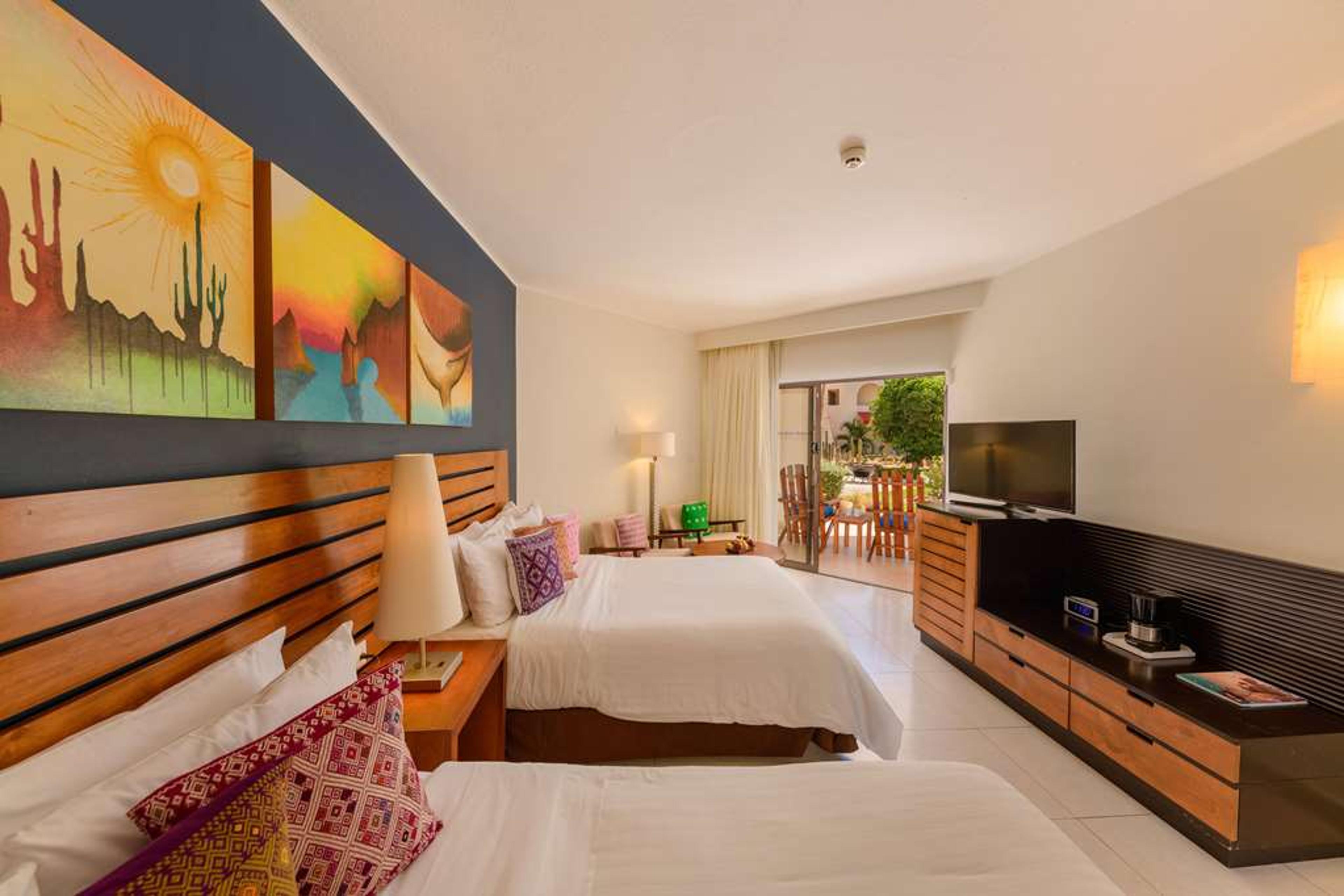 GRAND DECAMERON LOS CABOS