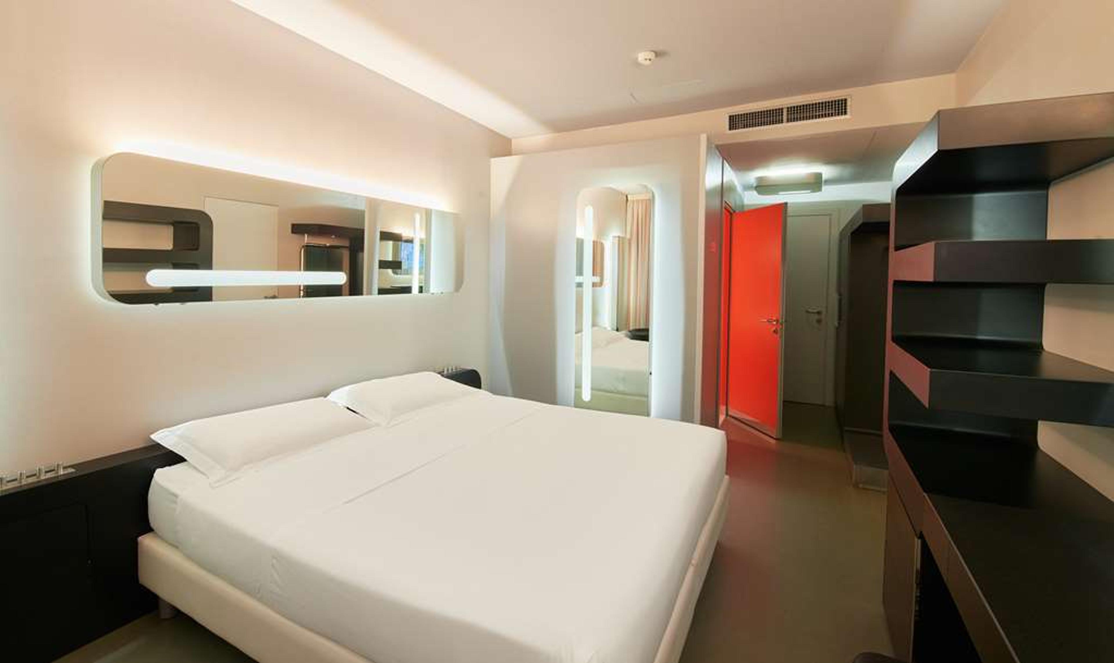 SAN RANIERI HOTEL