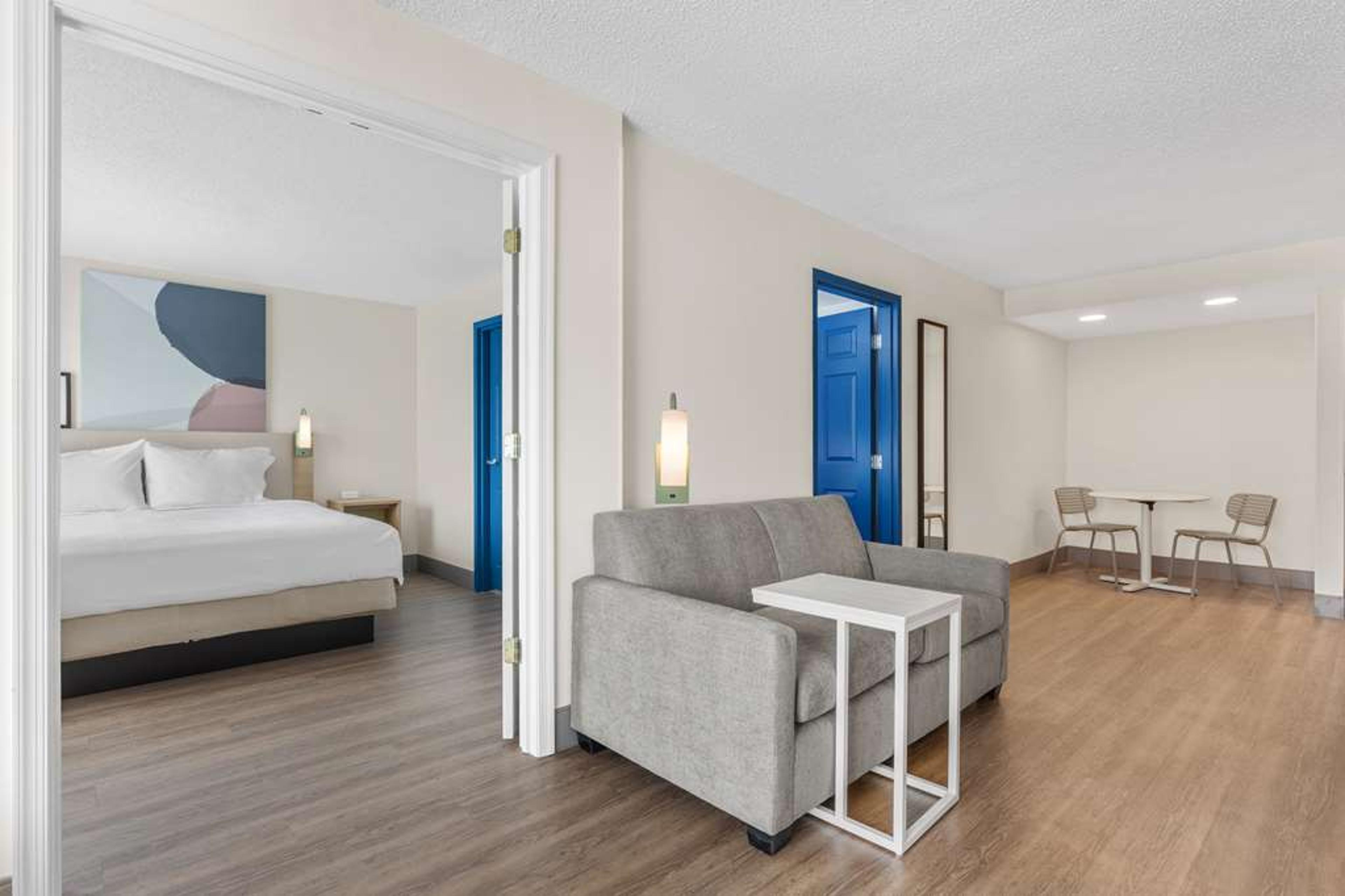 SPARK BY HILTON WINCHESTER