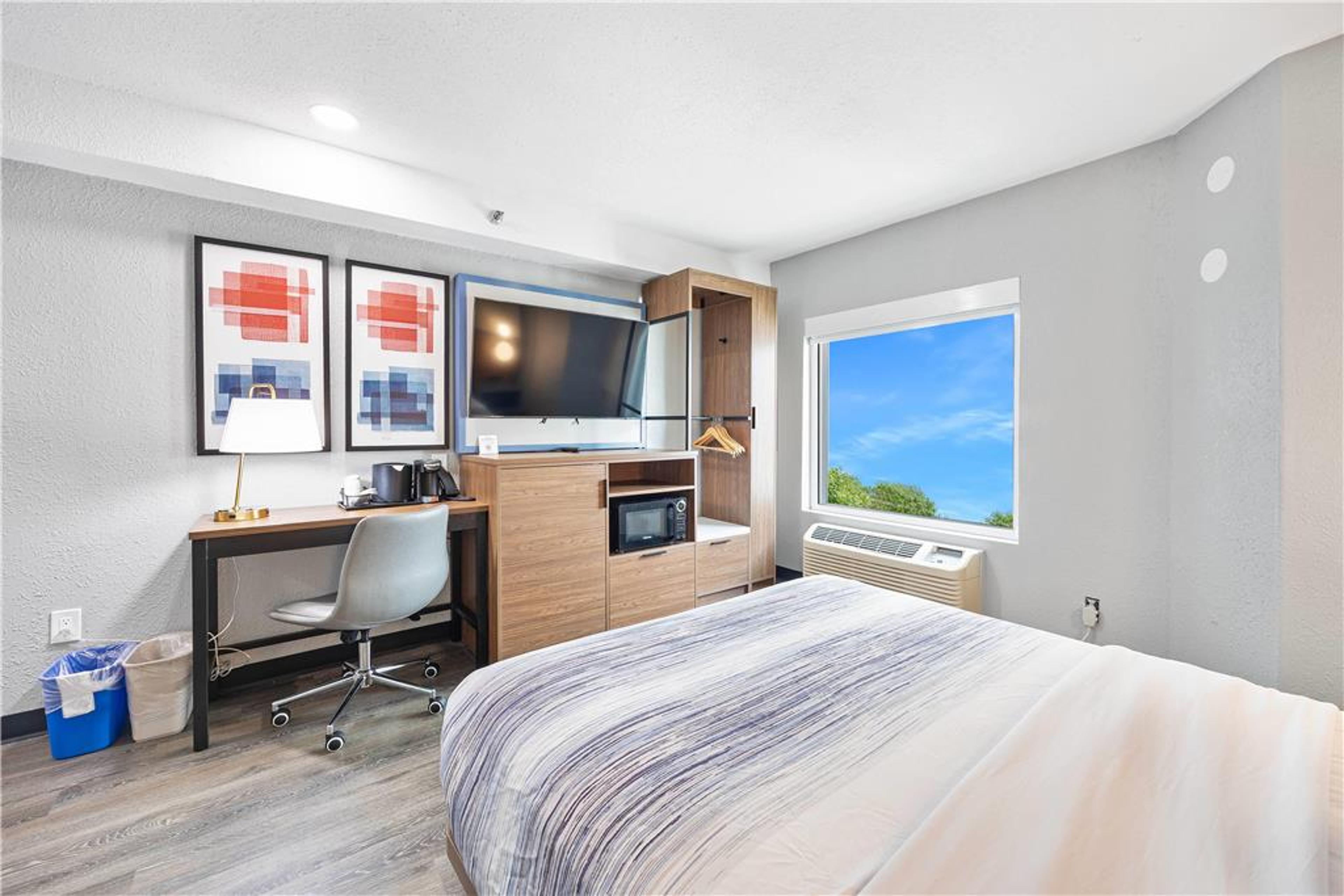 AMERICINN BY WYNDHAM URBANA