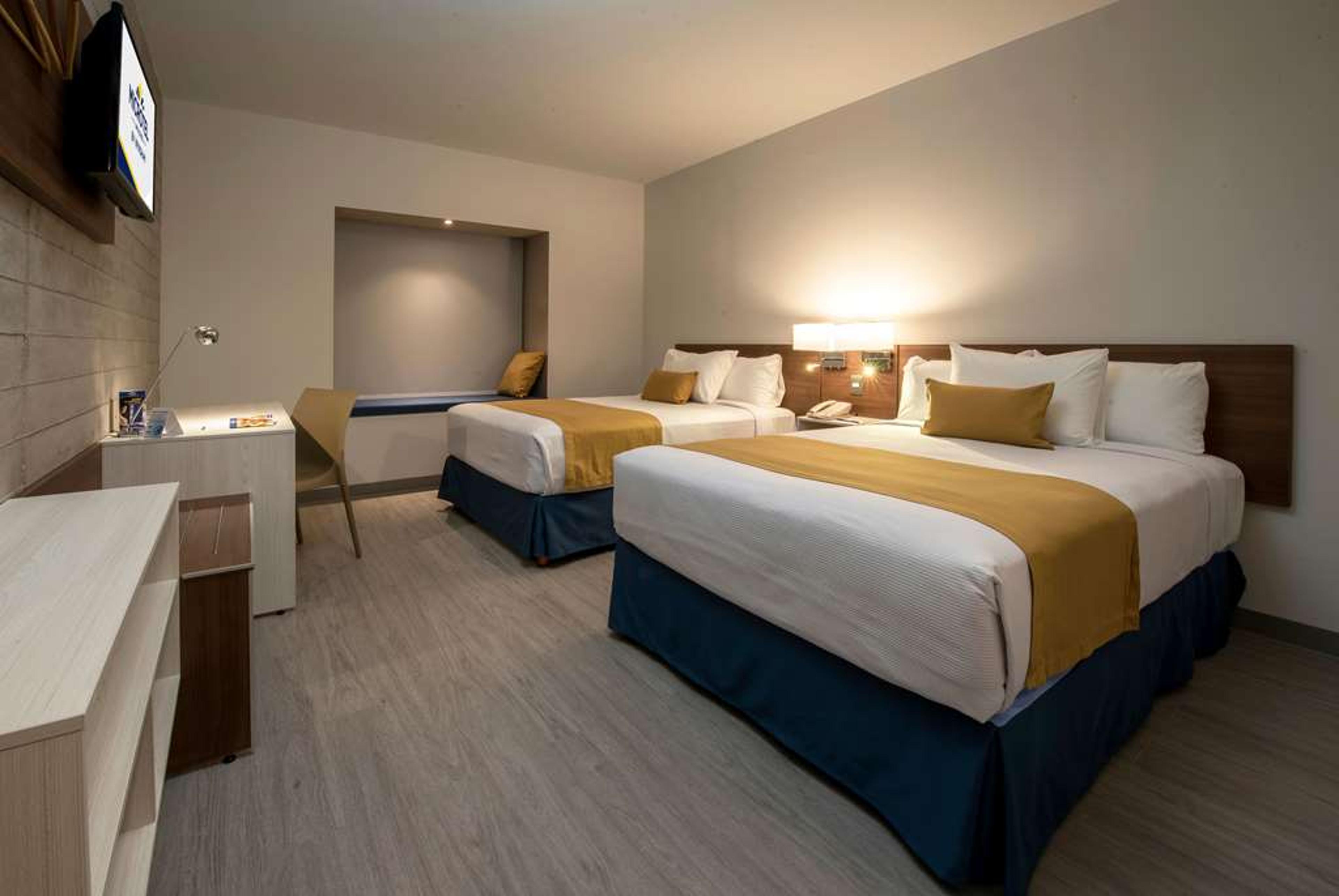 MICROTEL INN & SUITES BY WYNDHAM IR