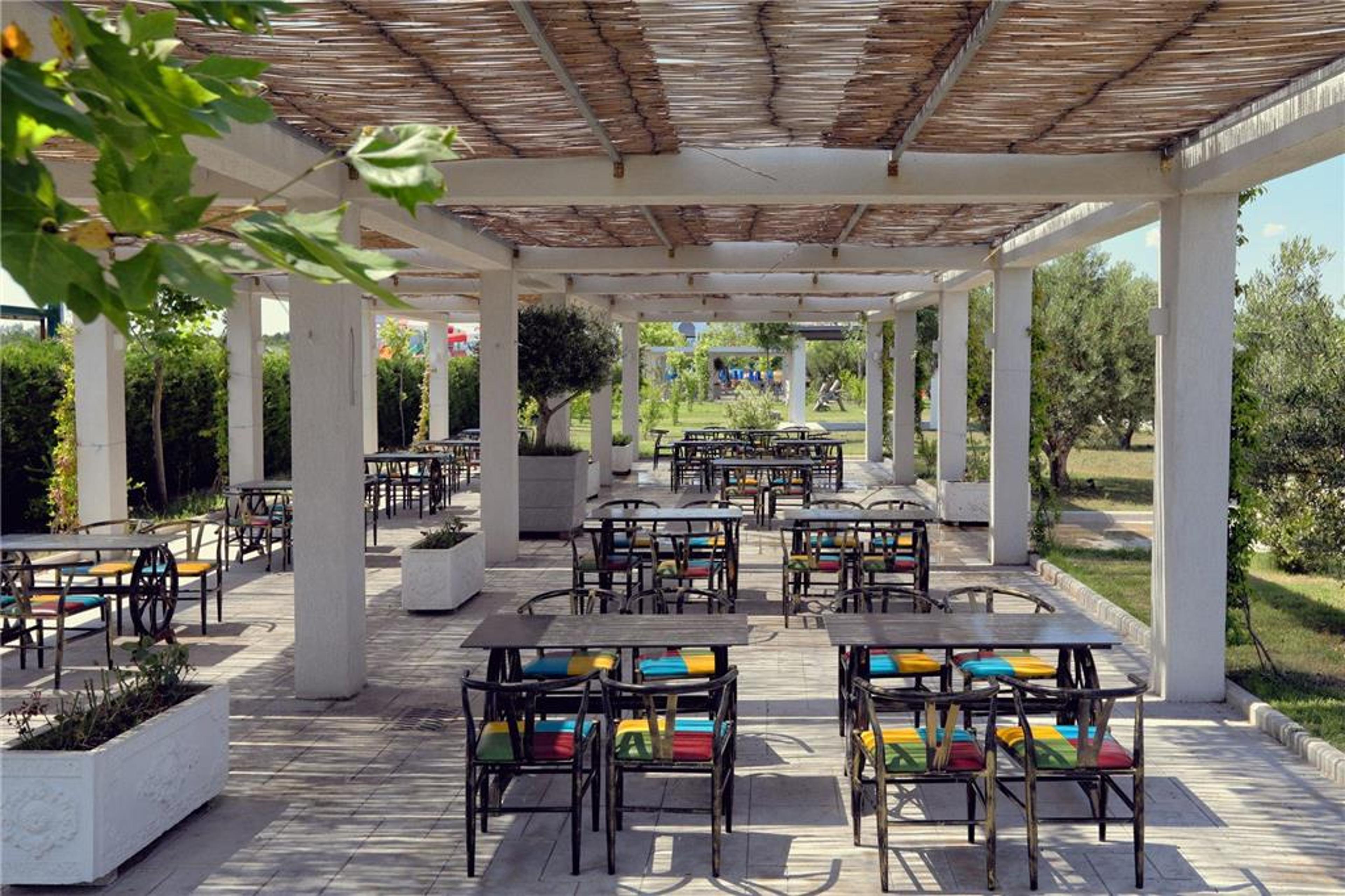 VELIPOJA GRAND EUROPA AFFILIATED BY