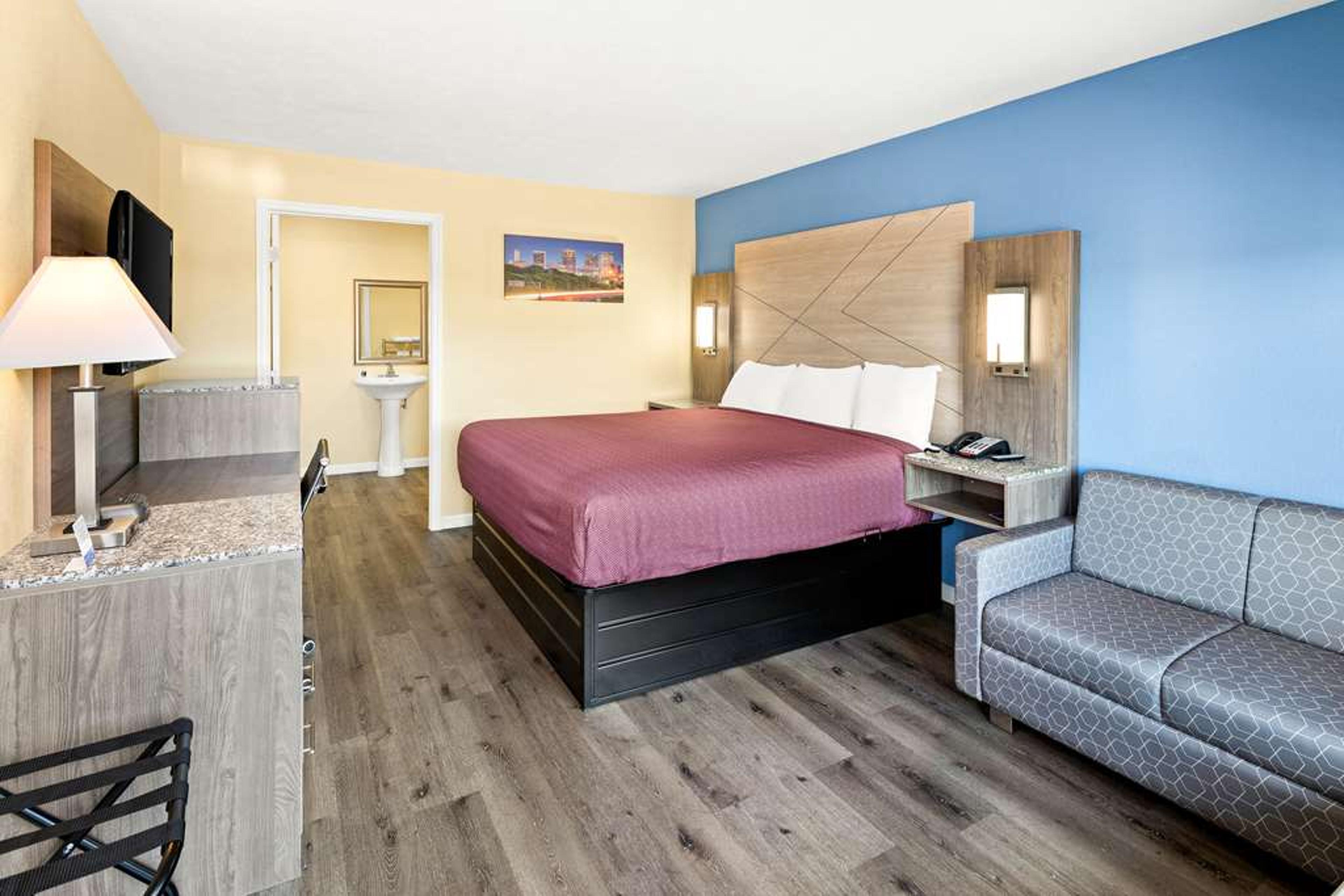 RODEWAY INN