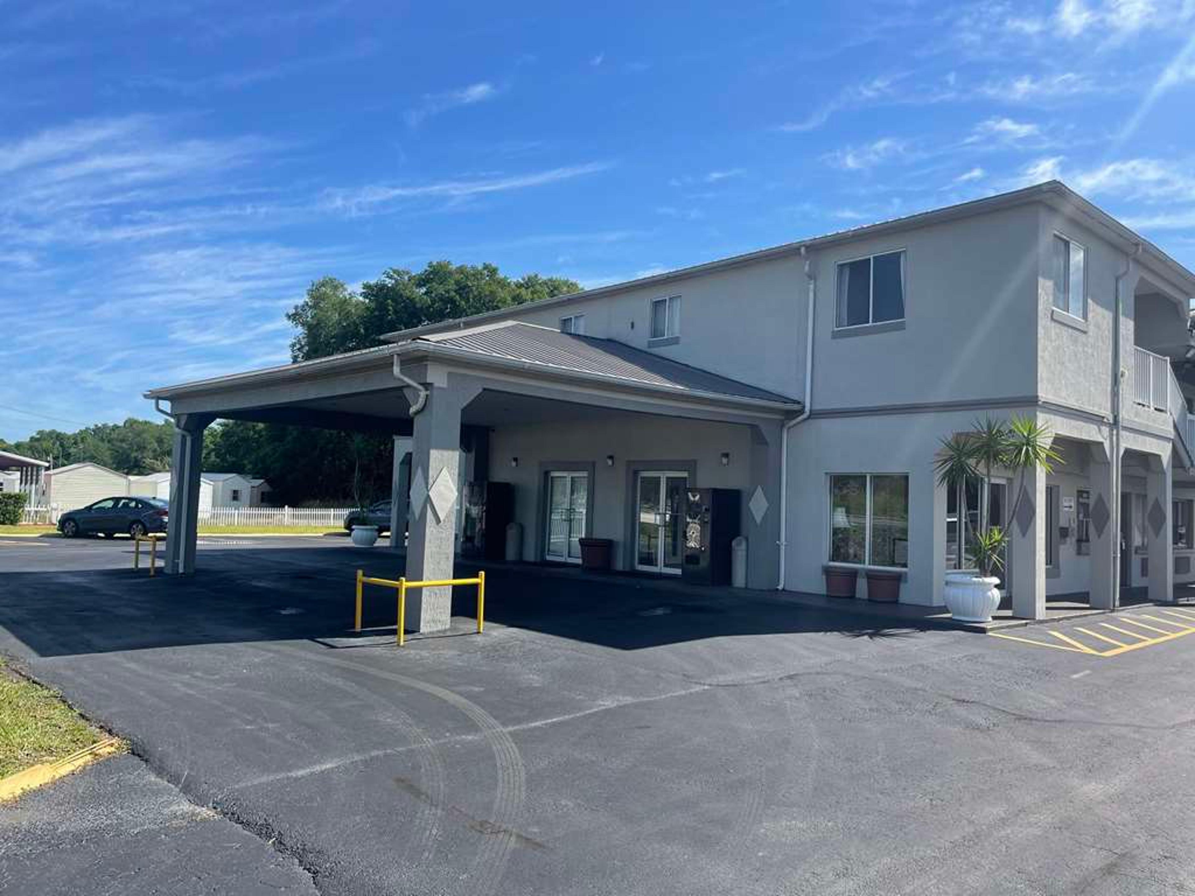 RODEWAY INN