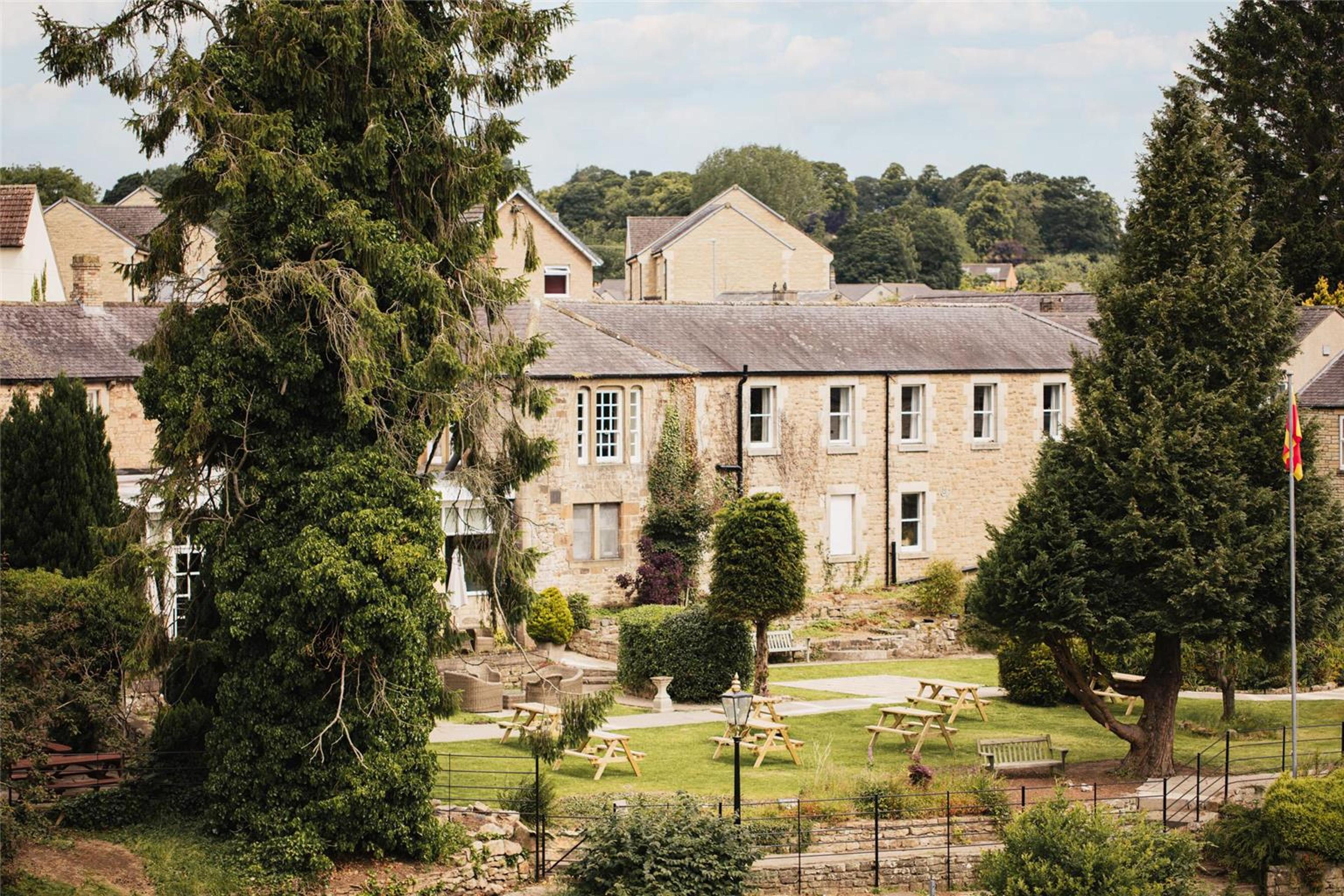 THE GEORGE HOTEL