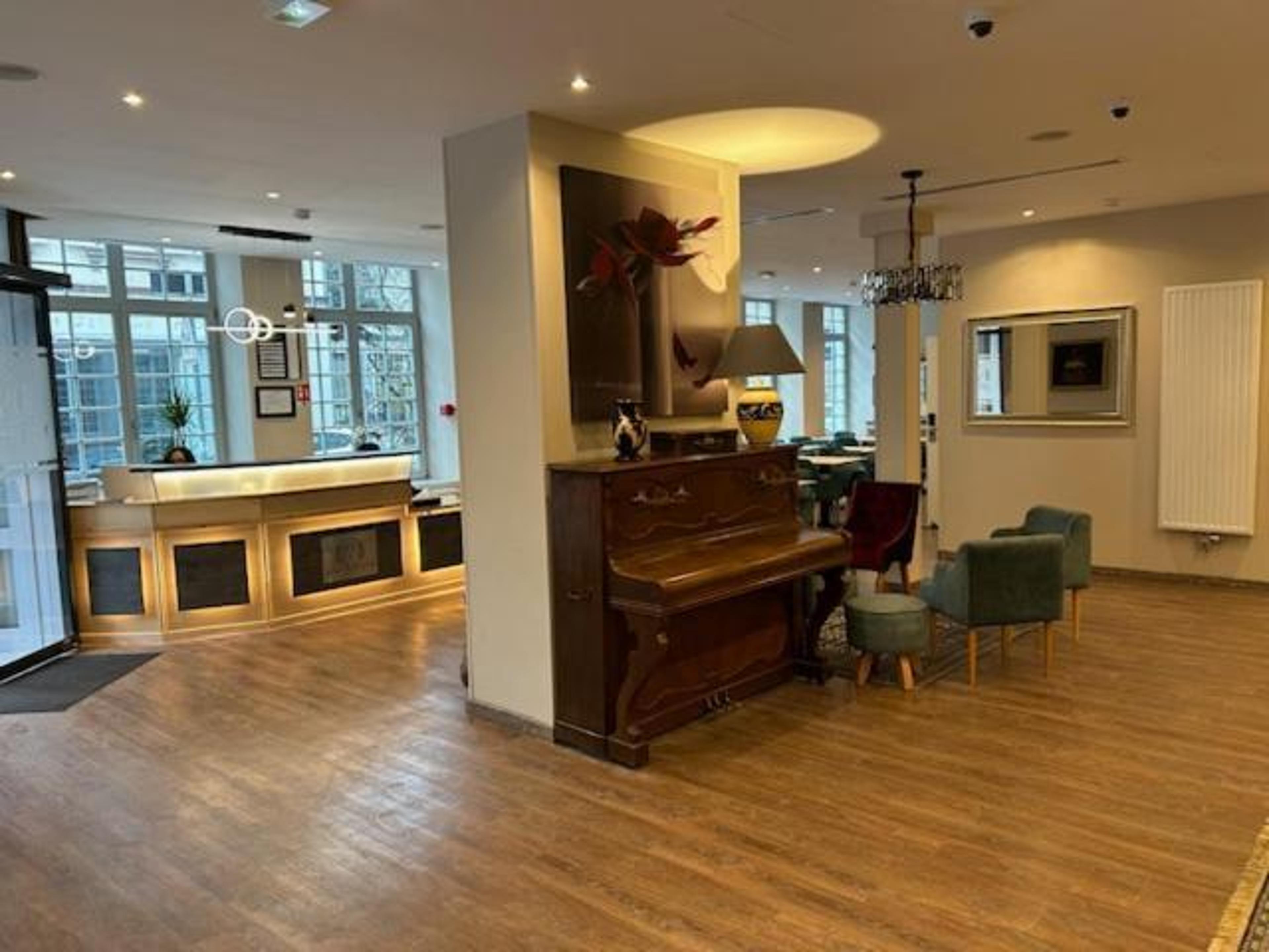 Hotel Photo 2