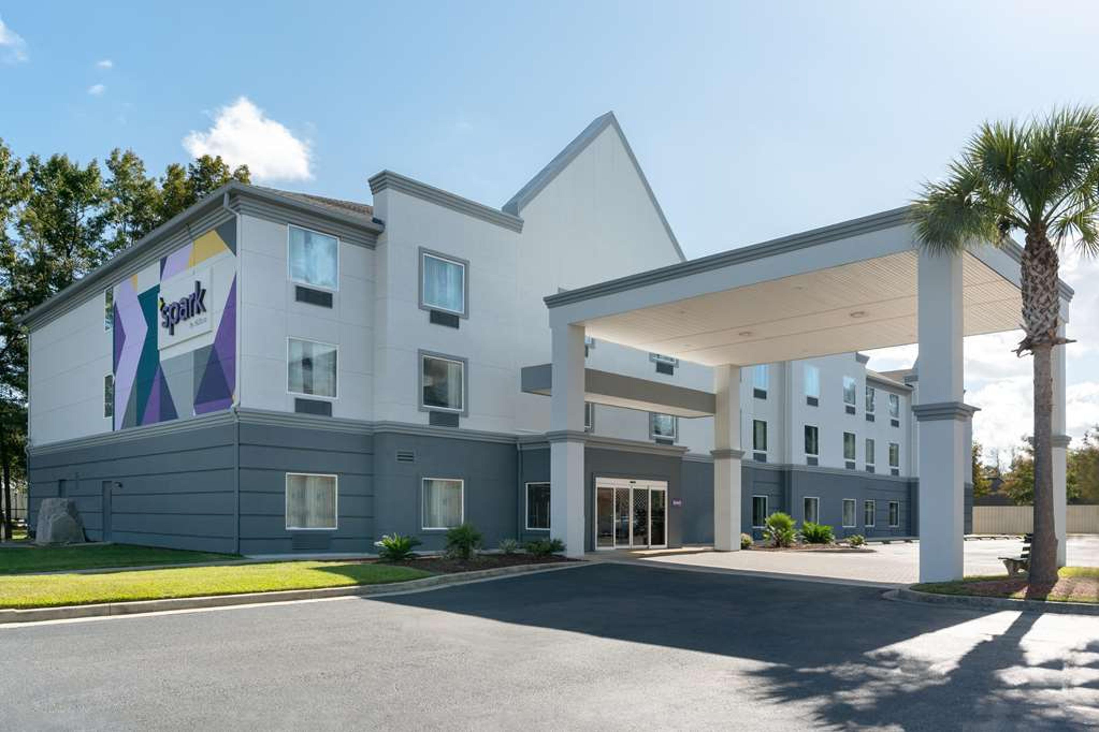SPARK BY HILTON SAVANNAH SOUTH