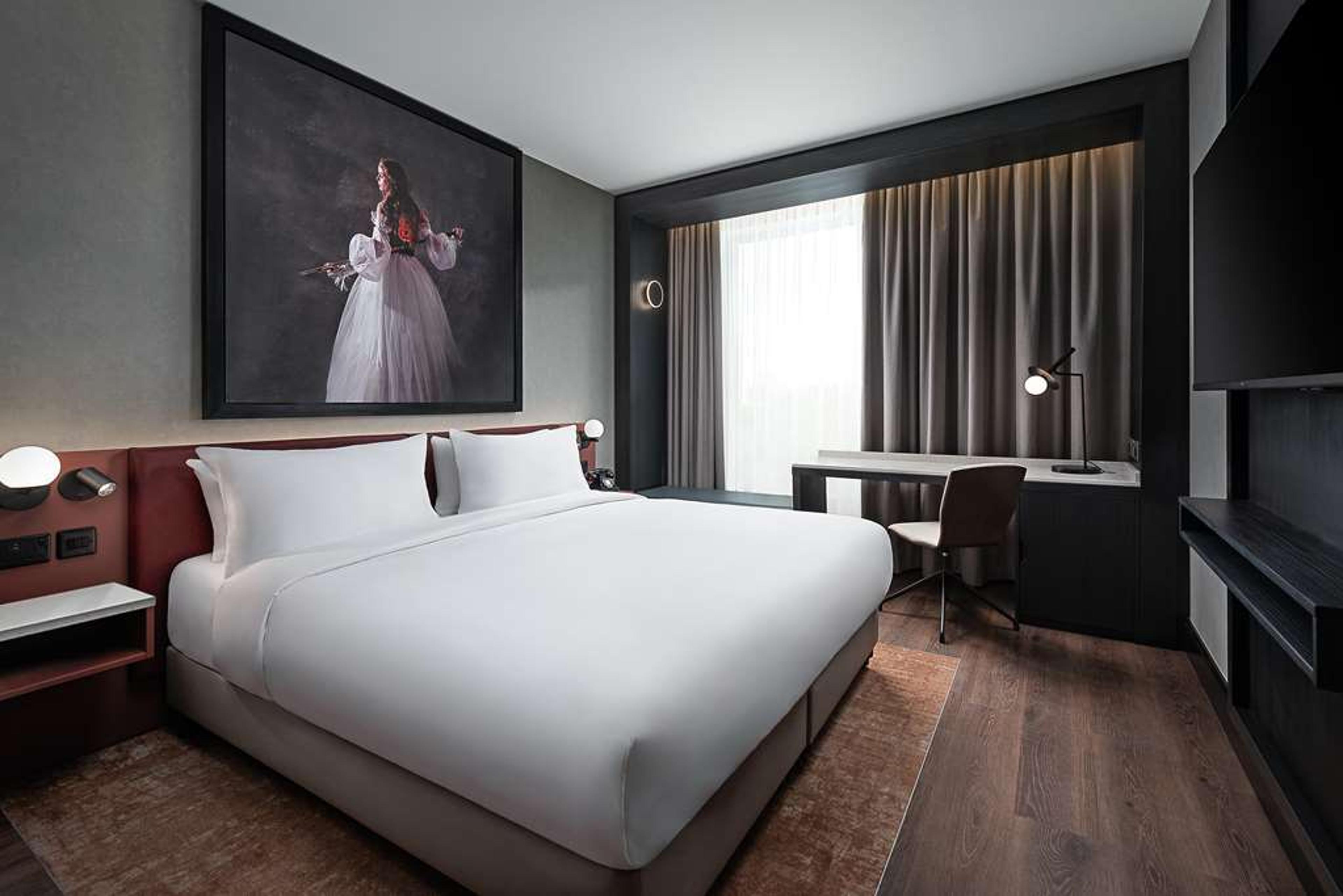 RADISSON RED GALWAY