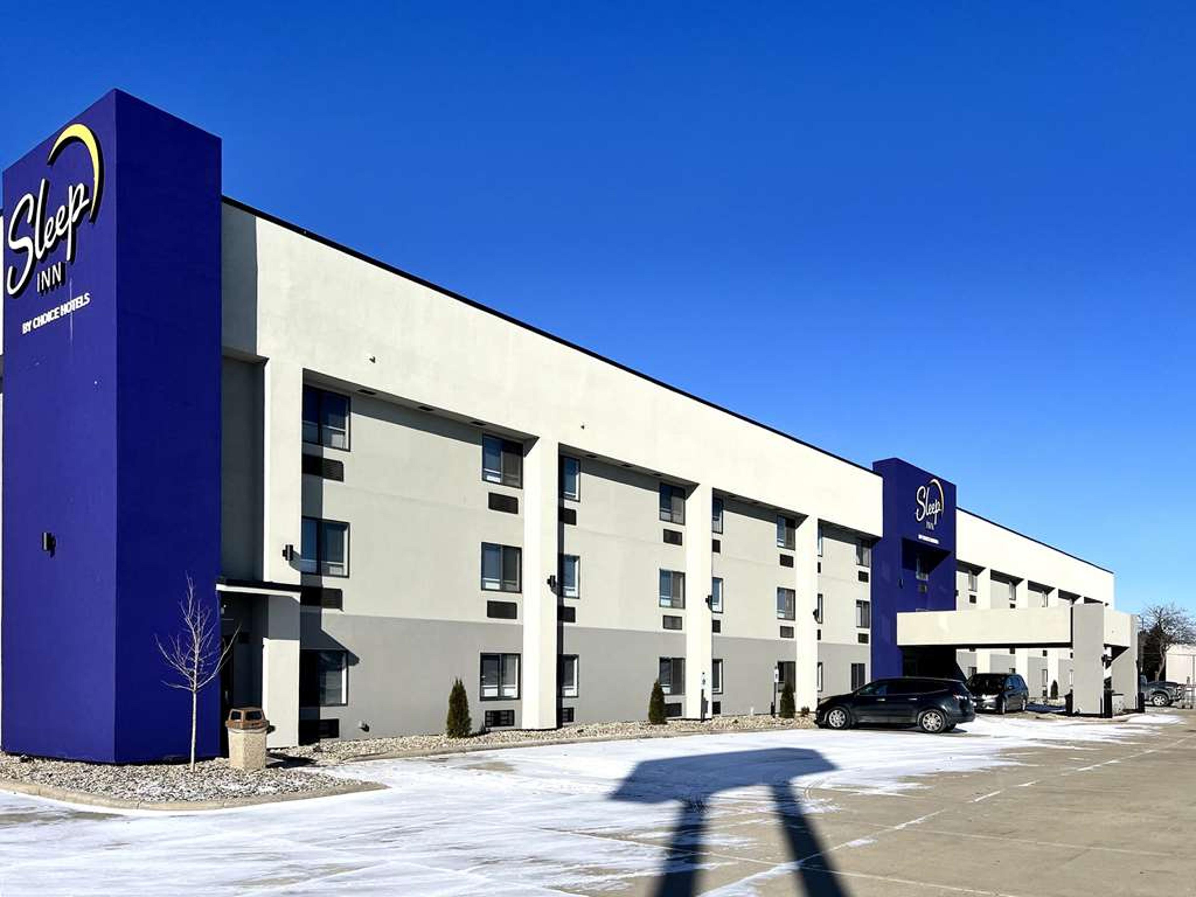 SLEEP INN CHAMPAIGN