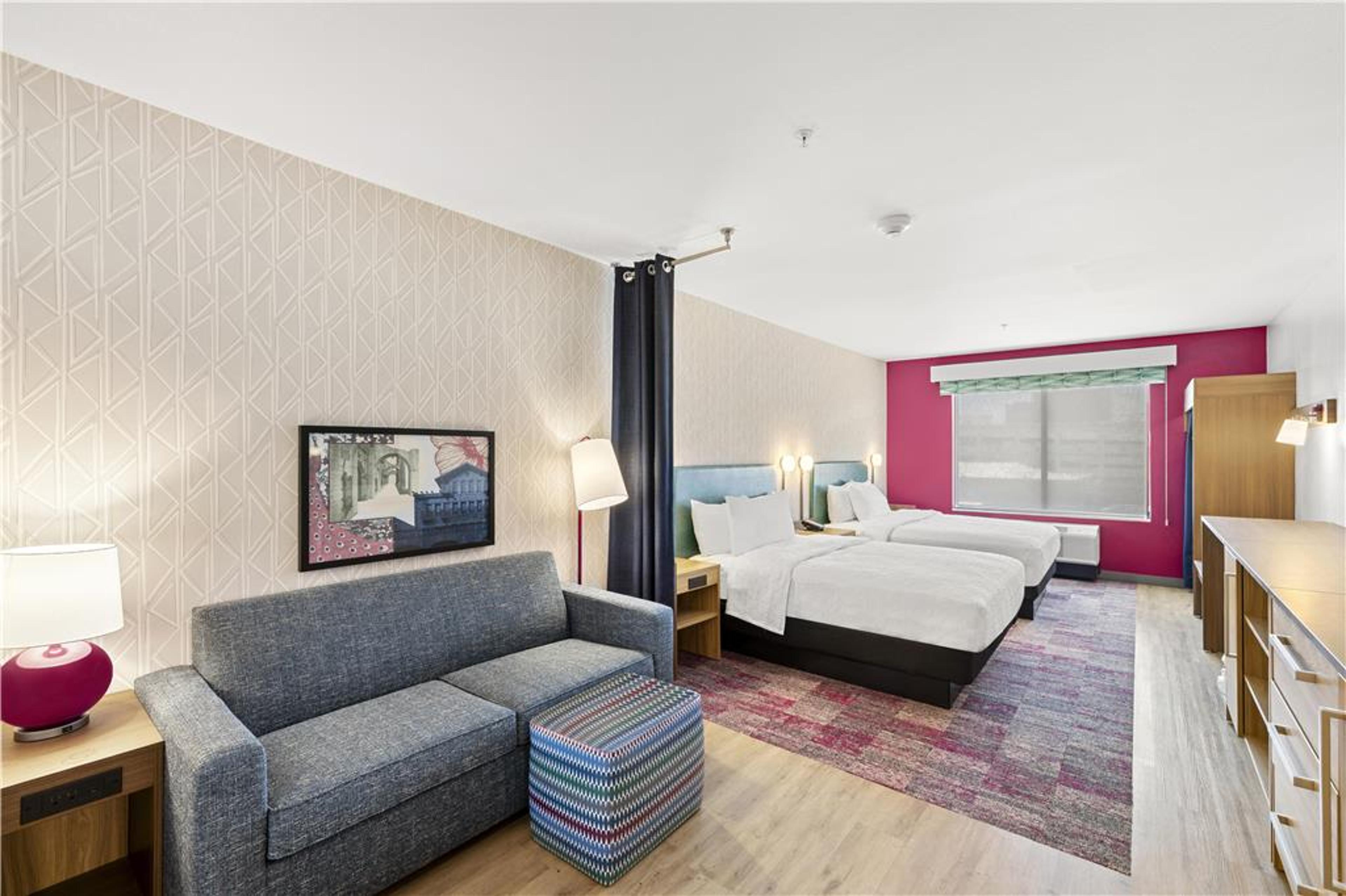 HOME2 SUITES RIVERSIDE DOWNTOWN