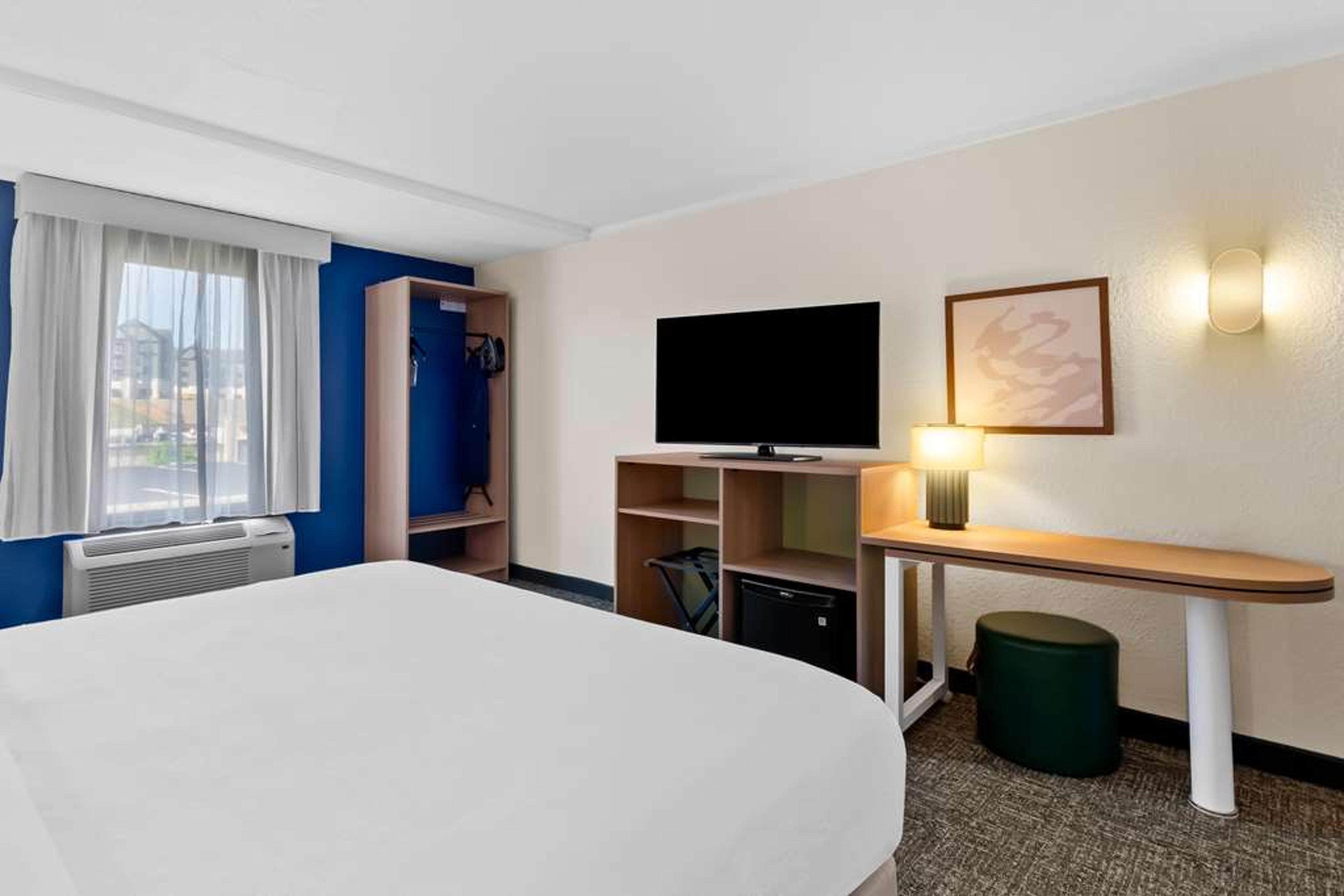 SPARK BY HILTON DALEVILLE ROANOKE N