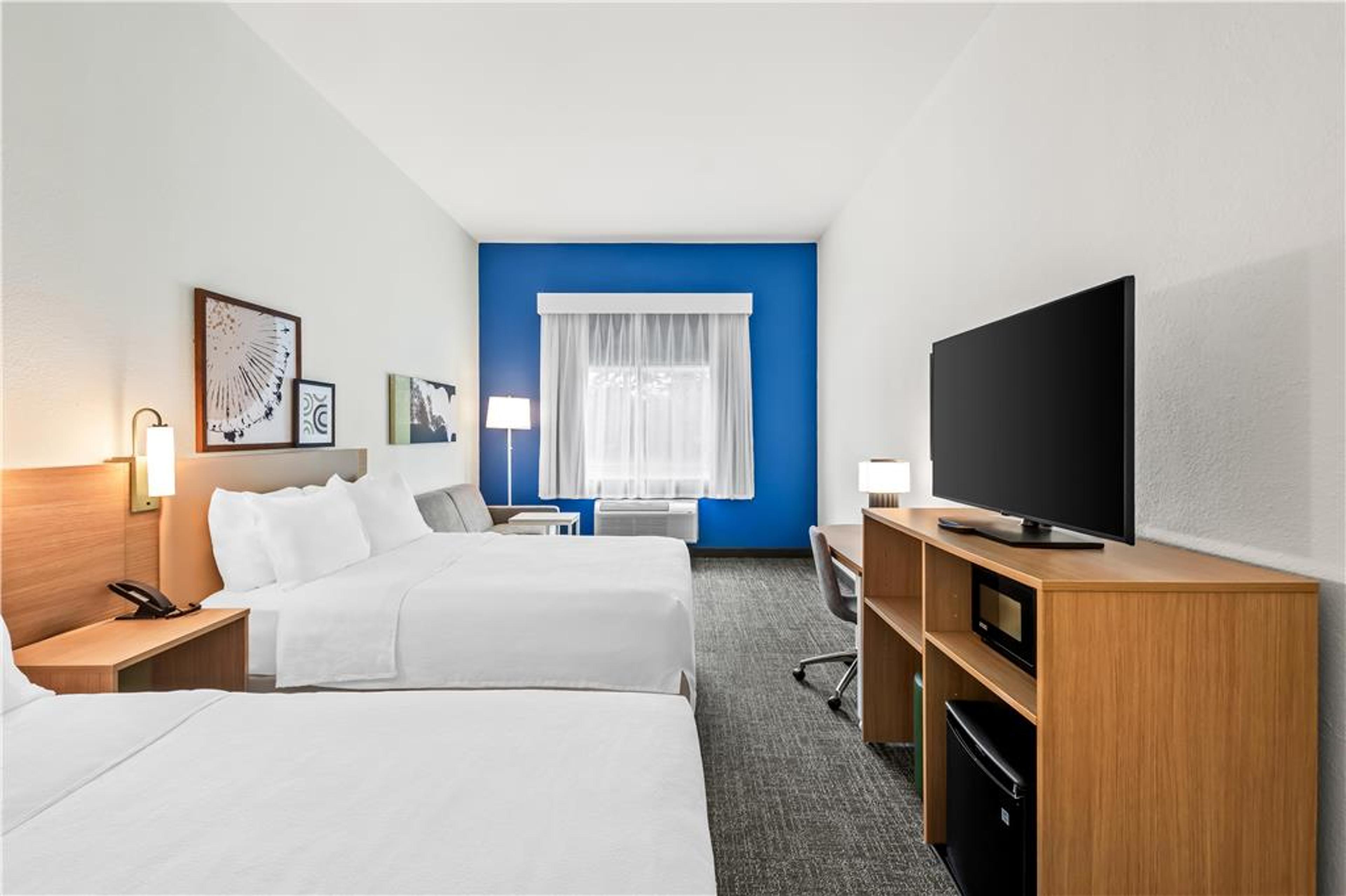 SPARK BY HILTON DULUTH