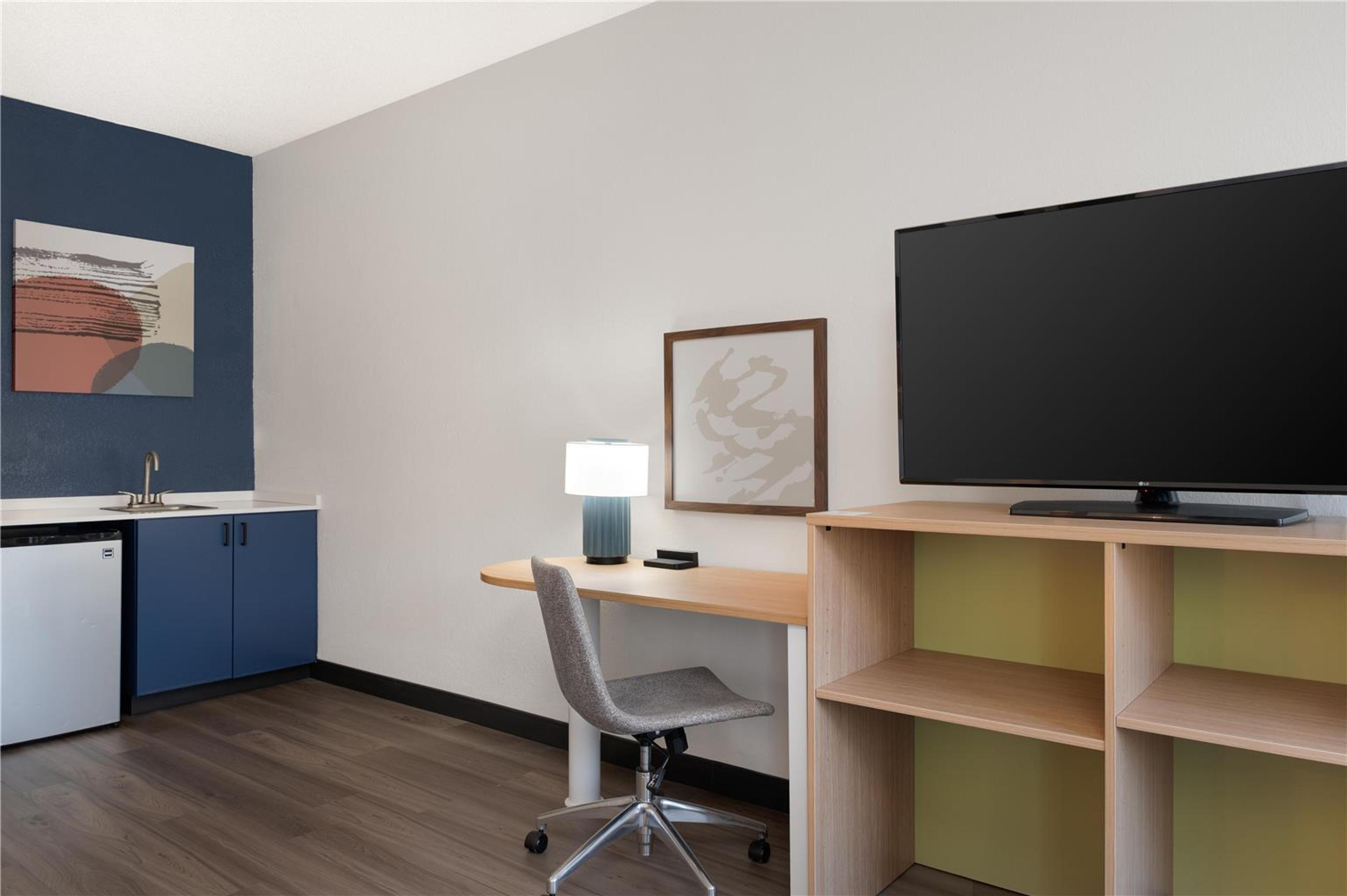 SPARK BY HILTON WILMINGTON